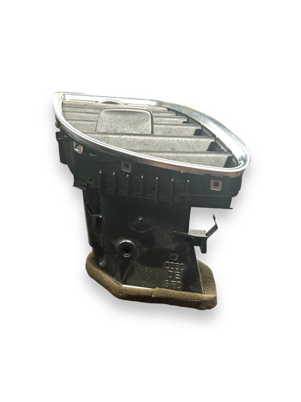 Bocchetta Aria Anteriore Destro Audi A5 (8T) (2010 > 2017) cod.8T1820902G - F&P CRASH SRLS - Ricambi Usati