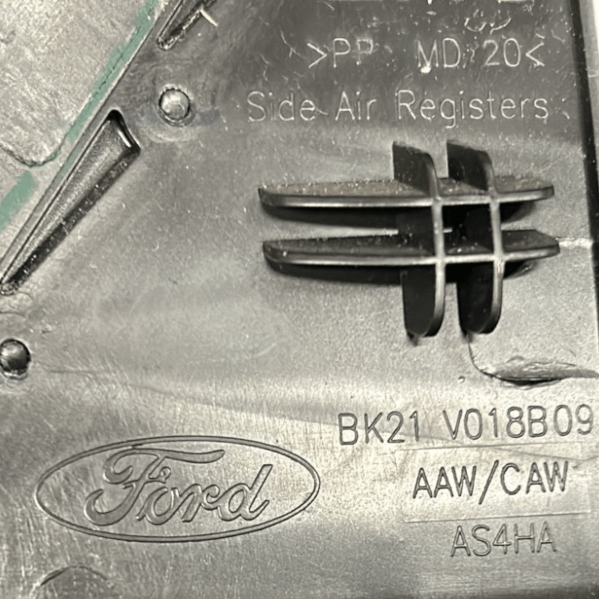 Bocchetta Aria Anteriore Sinistra Ford Transit cod:BK21V018B09 (2012 >) - F&P CRASH SRLS - Ricambi Usati