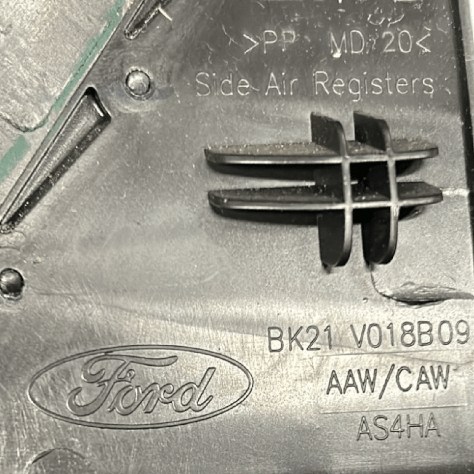 Bocchetta Aria Anteriore Sinistra Ford Transit cod:BK21V018B09 (2012 >) - F&P CRASH SRLS - Ricambi Usati