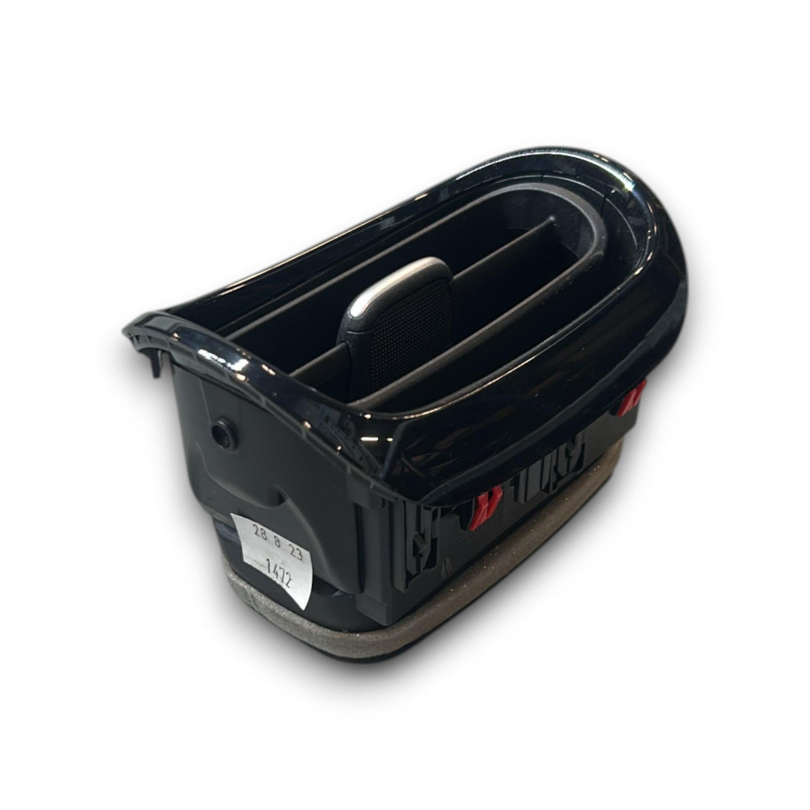 Bocchetta Aria Anteriore Sinistra Toyota Yaris Cross cod.55660 - 0D650 (2020 > ) cod.55660 - K0040 cod.55660 - K0070 cod.55660 - K0050 - F&P CRASH SRLS - Ricambi Usati