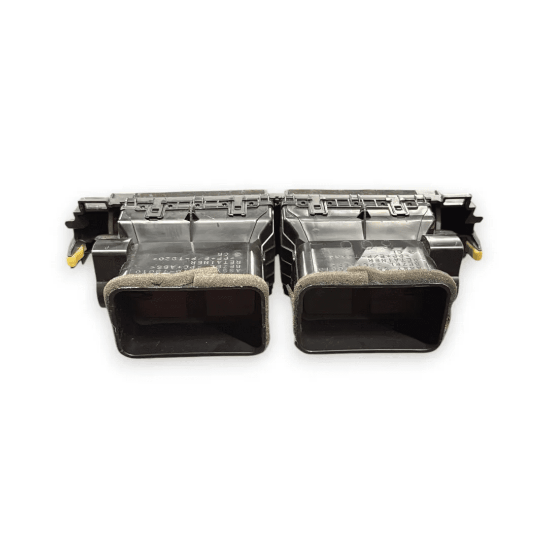 Dettaglio Bocchetta aria centrale cruscotto Lexus NX 2017–2022 OEM 5567078021 - foto 2
