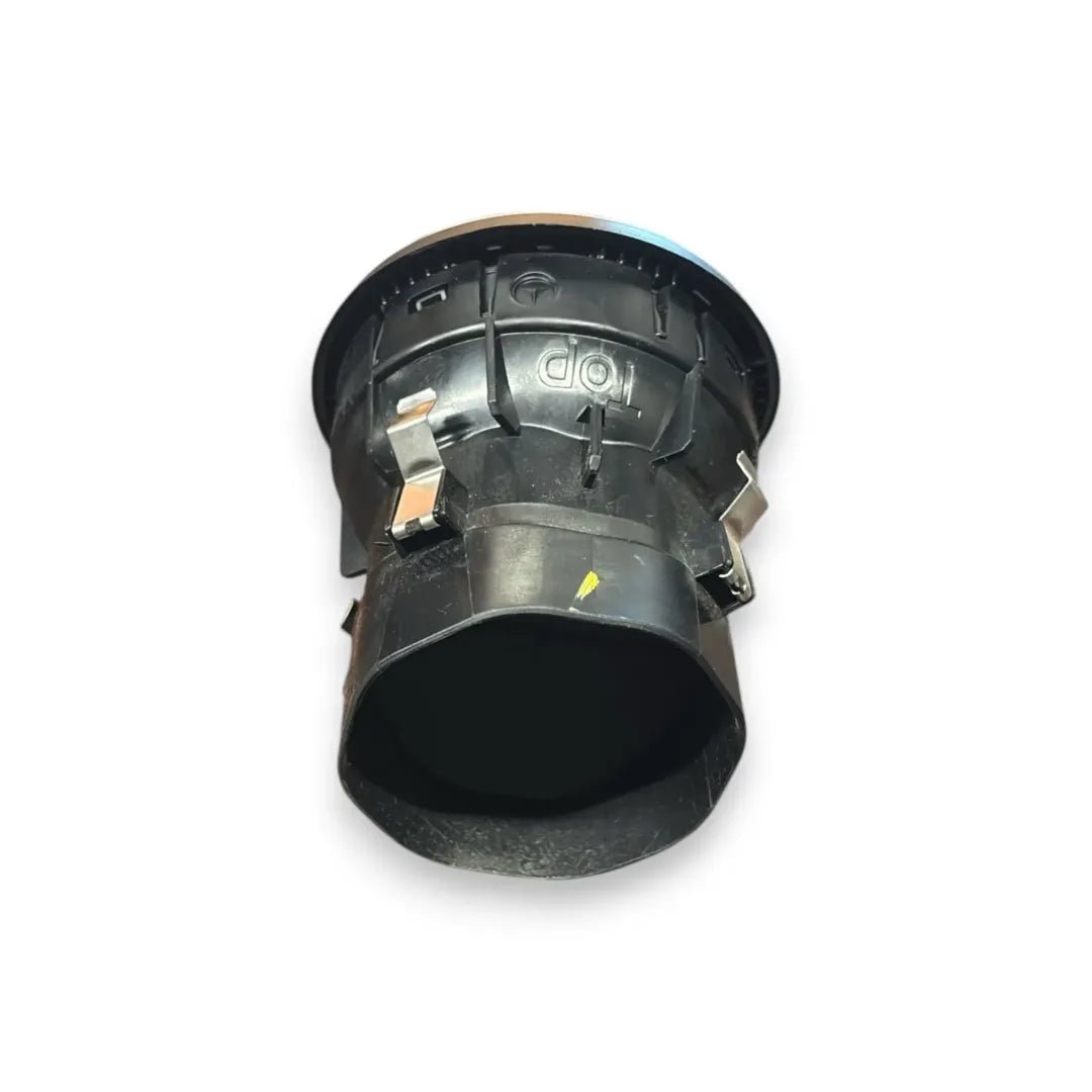Dettaglio Bocchetta aria centrale cruscotto Mercedes-Benz Classe A W176 2012–2015 cod. A1768300354 - foto 2