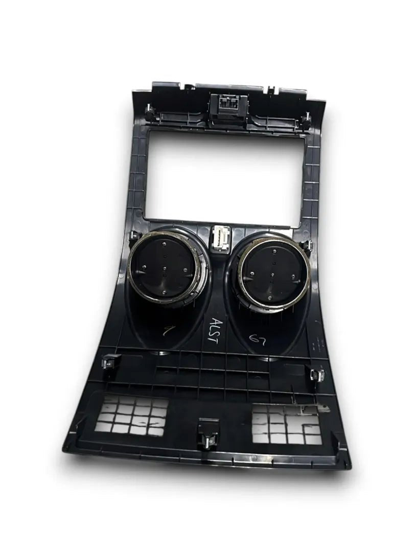 Dettaglio Bocchetta aria centrale cruscotto Nissan Qashqai J10E/JJ10E 2010–2014 - foto 2