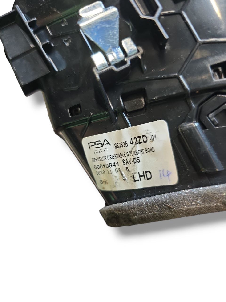 BOCCHETTA ARIA CONDIZIONATA SINISTRA OPEL MOKKA B (2020>) Cod : 98362542ZD01 - F&P CRASH SRLS - Ricambi Usati