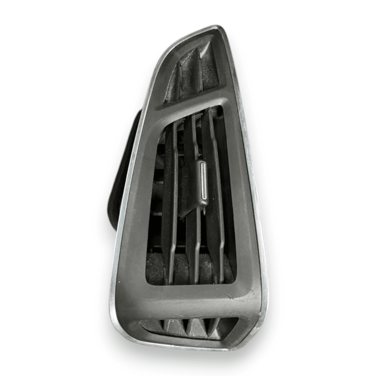 Bocchetta aria cruscotto anteriore destro (dx) Ford Focus III cod.BM51018B09 (2011 - 2018) - F&amp;P CRASH SRL - Ricambi Usati