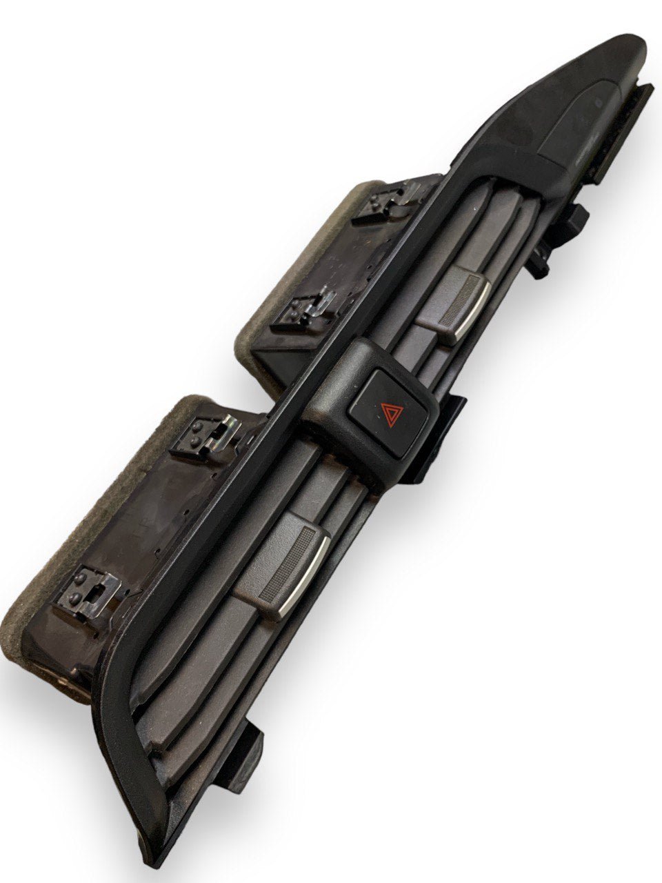 Bocchetta Aria Cruscotto Centrale Nissan Micra K14 (2020) cod.687945FA2A - F&P CRASH SRLS - Ricambi Usati