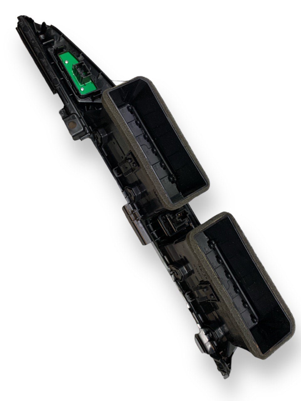 Bocchetta Aria Cruscotto Centrale Nissan Micra K14 (2020) cod.687945FA2A - F&P CRASH SRLS - Ricambi Usati