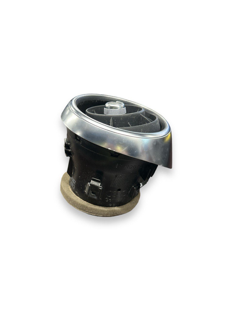 Bocchetta Aria Cruscotto Centrale Sinistra (SX) Audi A1 (8X) (2010 > ) cod . 8X1820951 - F&P CRASH SRLS - Ricambi Usati