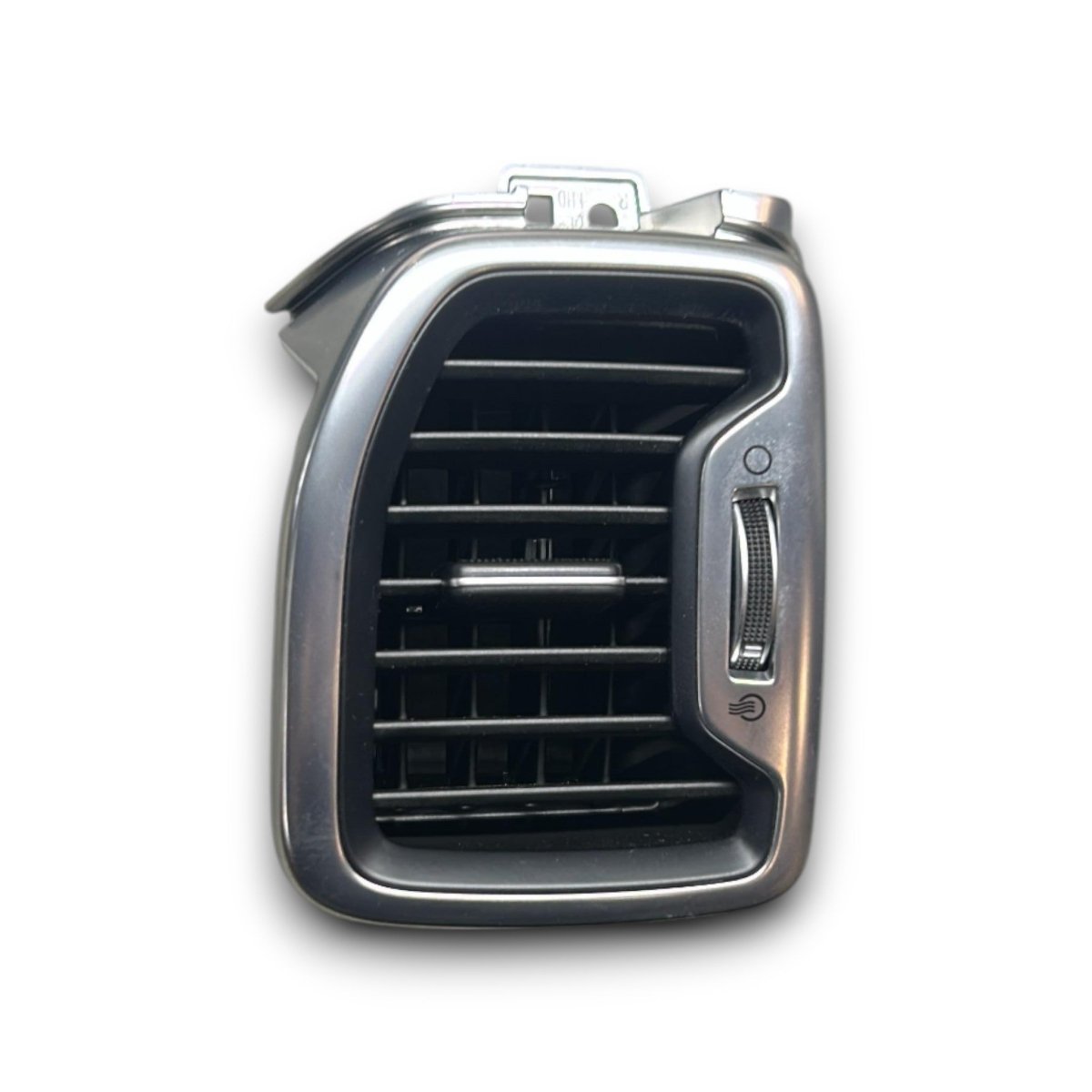 Bocchetta Aria Cruscotto Destra Kia Sportage IV (QL) cod.97490 - F1000 (2016 > 2021) - F&P CRASH SRLS - Ricambi Usati