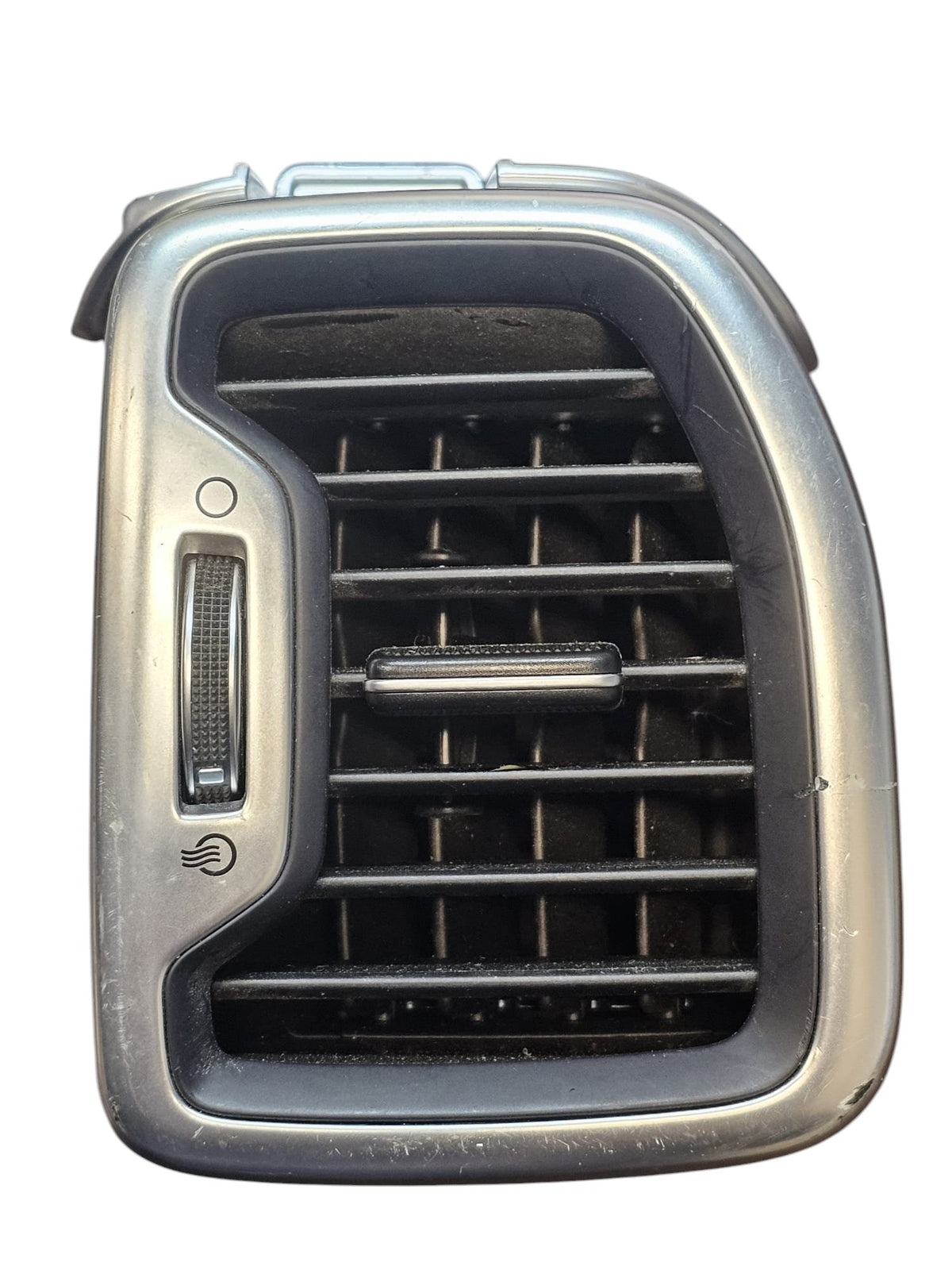 Air Vent Dashboard Right Kia Sportage QL (2016 - 2021) Code: 97480 - F1000 - F&amp;P CRASH SRLS - Used Parts