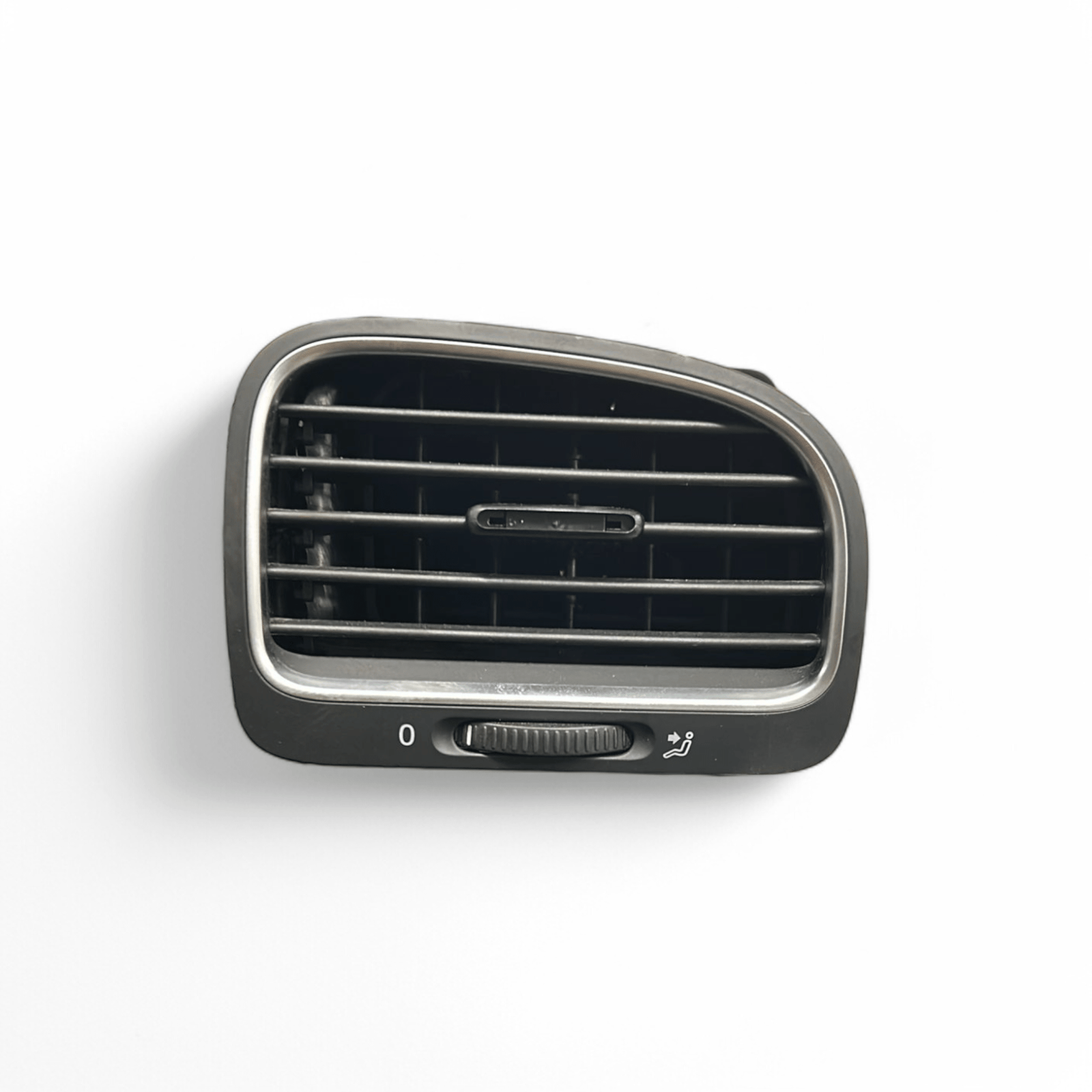 Bocchetta Aria Cruscotto Destra Volkswagen Golf VI cod:5K0819704 (2008 > 2012) - F&P CRASH SRLS - Ricambi Usati