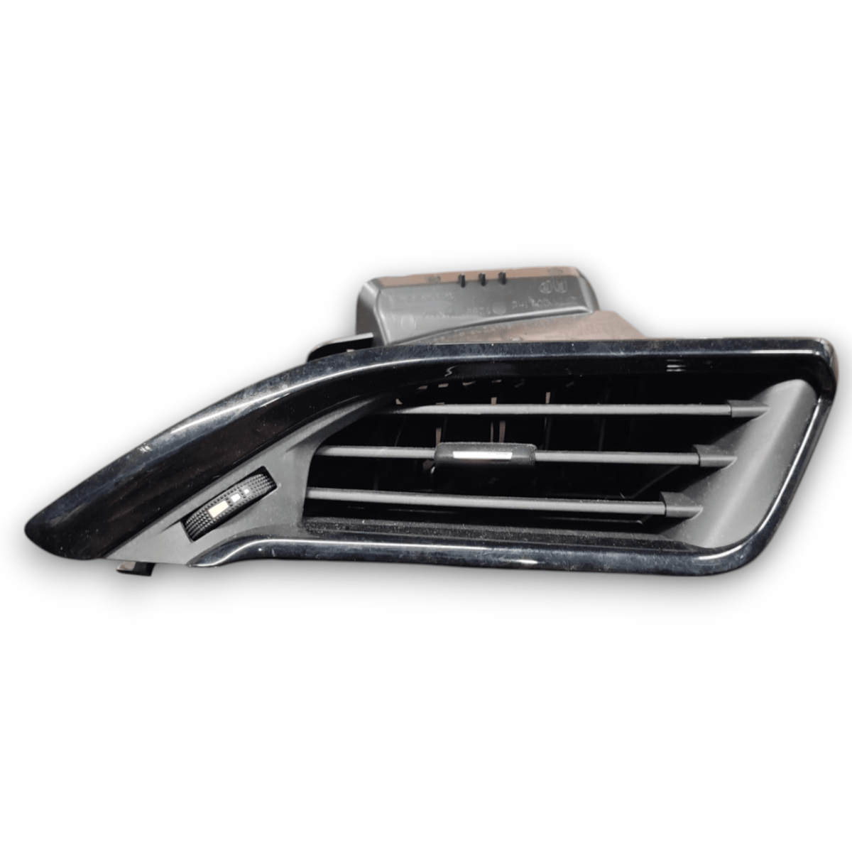 Bocchetta Aria Cruscotto Destro Peugeot 208 COD: 9673131677 (2012 - 2019) - F&amp;P CRASH SRLS - Ricambi Usati