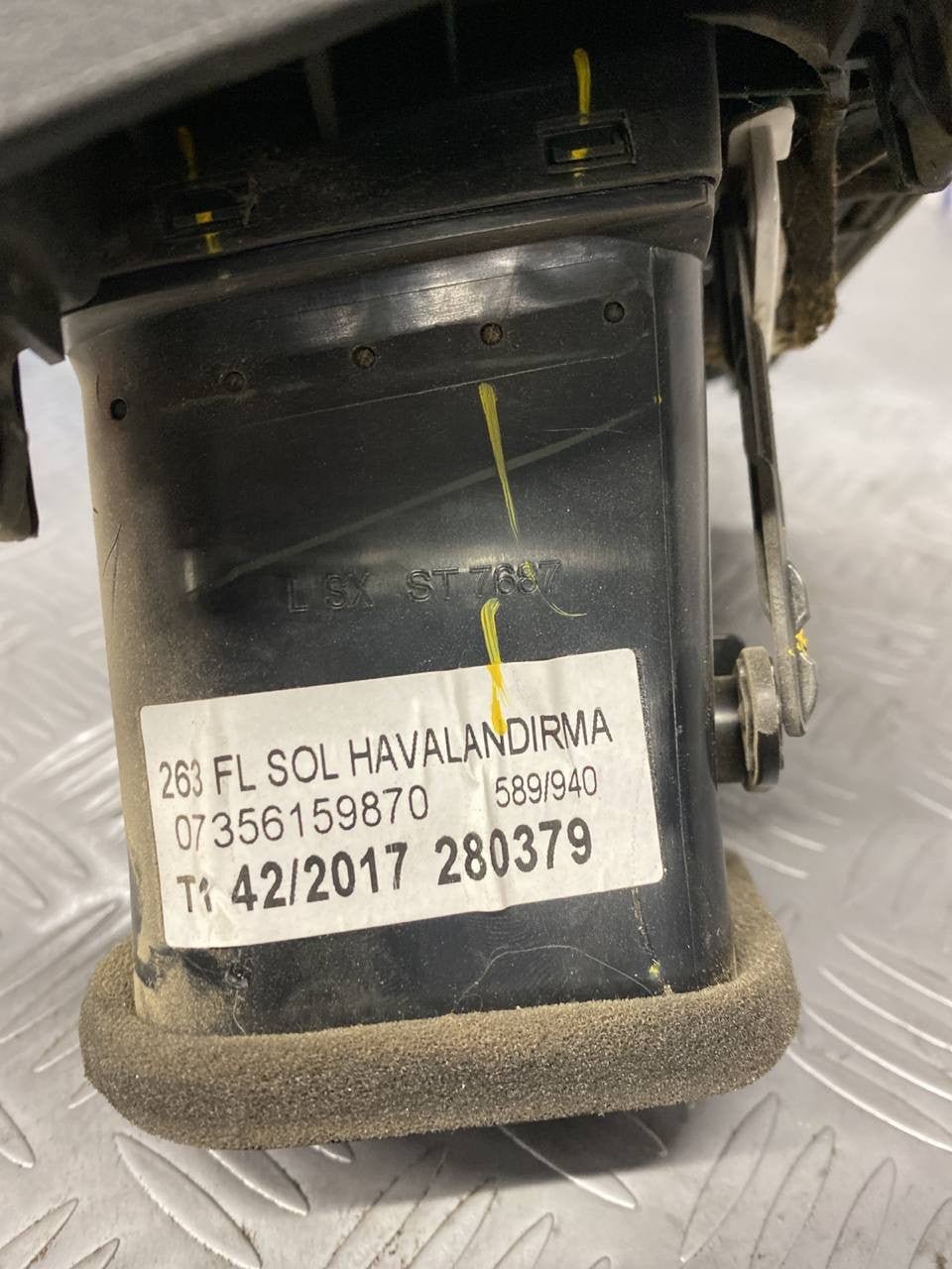 Bocchetta aria cruscotto lato guida Fiat doblò (2017) cod:07356159870 - F&P CRASH SRLS - Ricambi Usati