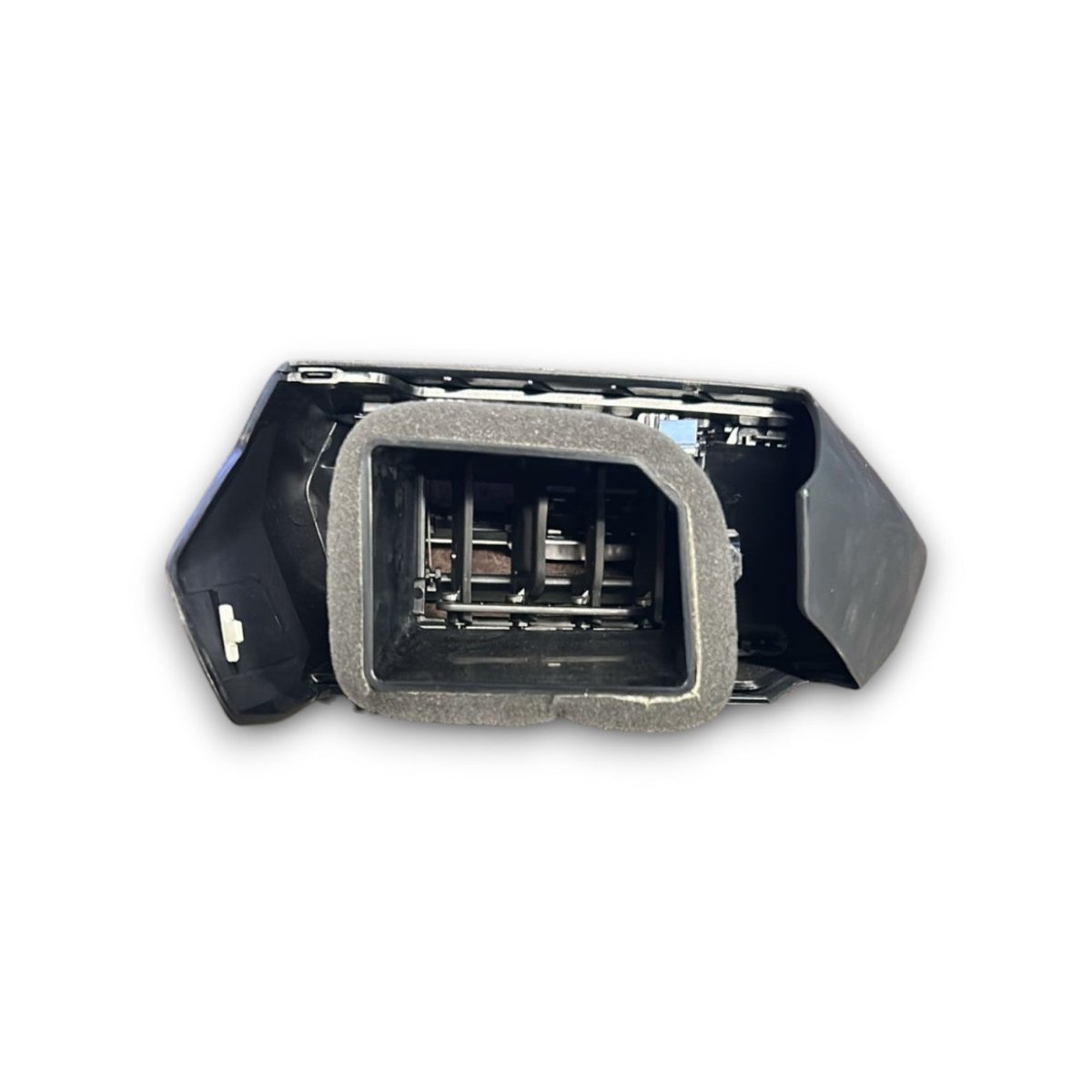 Bocchetta aria cruscotto sinistra audi a3 8y cod:8Y1820901A (2021 >) - F&P CRASH SRLS - Ricambi Usati