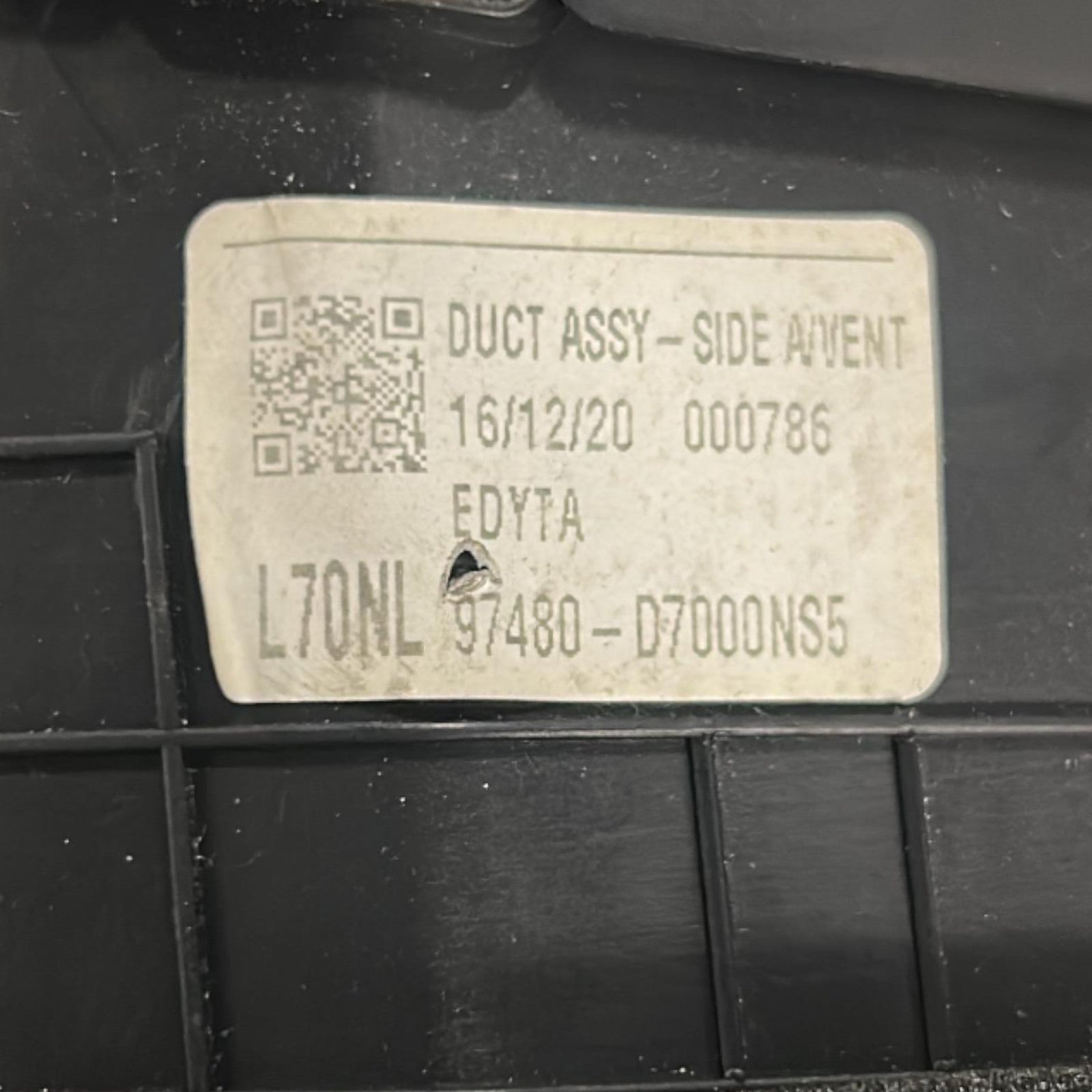 Bocchetta Aria Cruscotto Sinistra Hyundai Tucson cod.97480 - D7000 (2015 > 2020) - F&P CRASH SRLS - Ricambi Usati