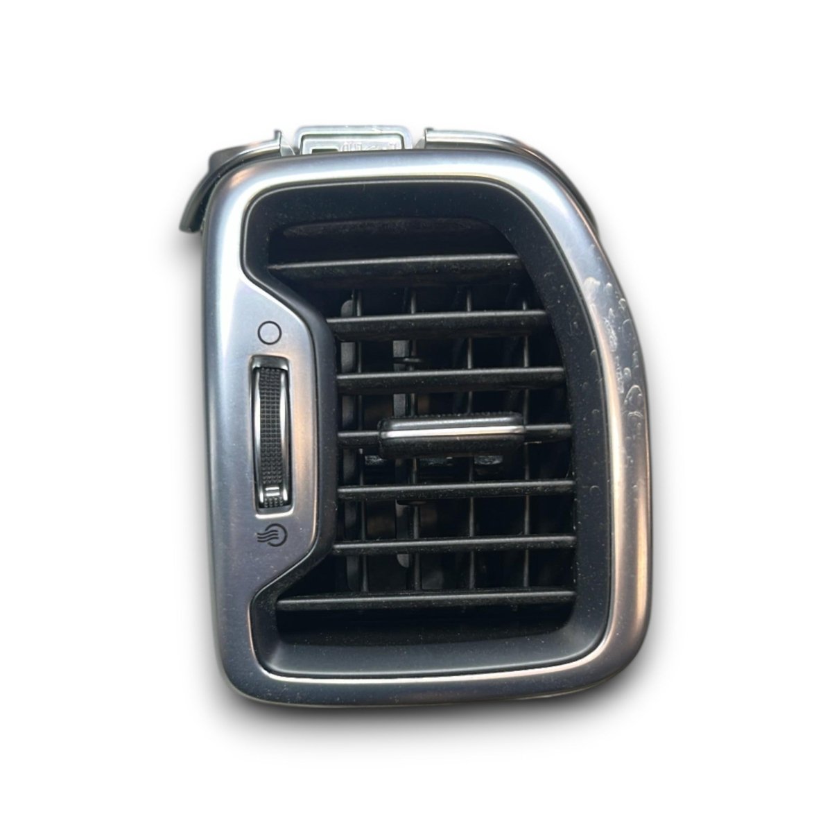 Bocchetta Aria Cruscotto Sinistra Kia Sportage IV (QL) cod.97480 - F1000 (2016 > 2021) - F&P CRASH SRLS - Ricambi Usati