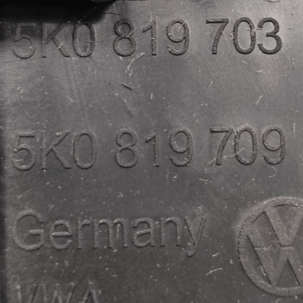 Bocchetta Aria Cruscotto Sinistro Volkswagen Golf VI COD: 5K0819709 (2008 - 2012) - F&P CRASH SRLS - Ricambi Usati