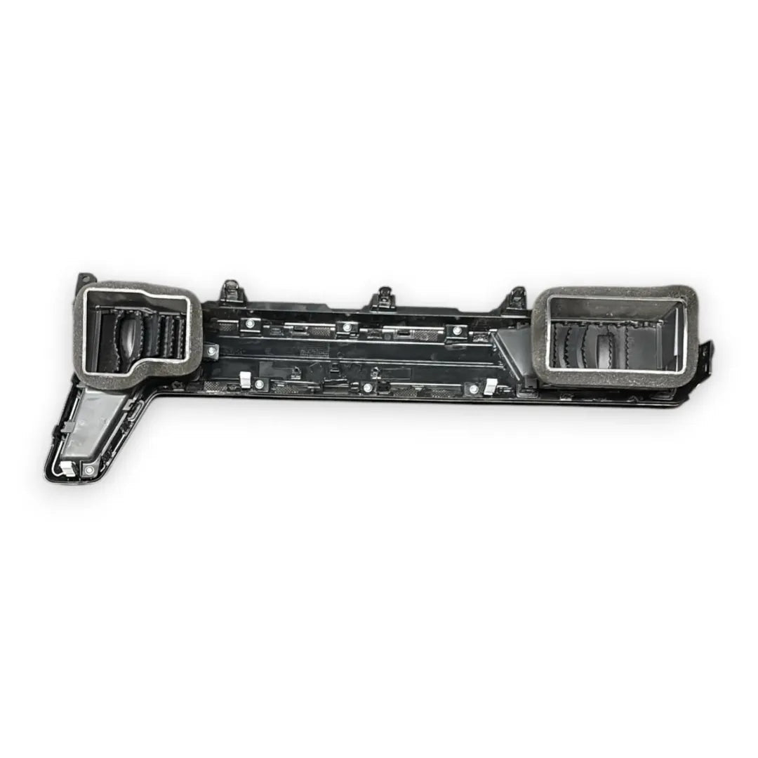 Dettaglio Bocchetta aria laterale cruscotto destra Kia Sportage 5ª Serie dal 2021 OEM 97490R2000WK - foto 2