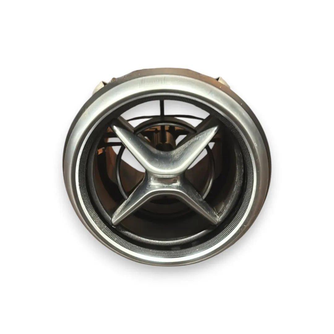 Bocchetta aria laterale cruscotto Mercedes-Benz Classe A W176 2012–2015 cod. A1768300754