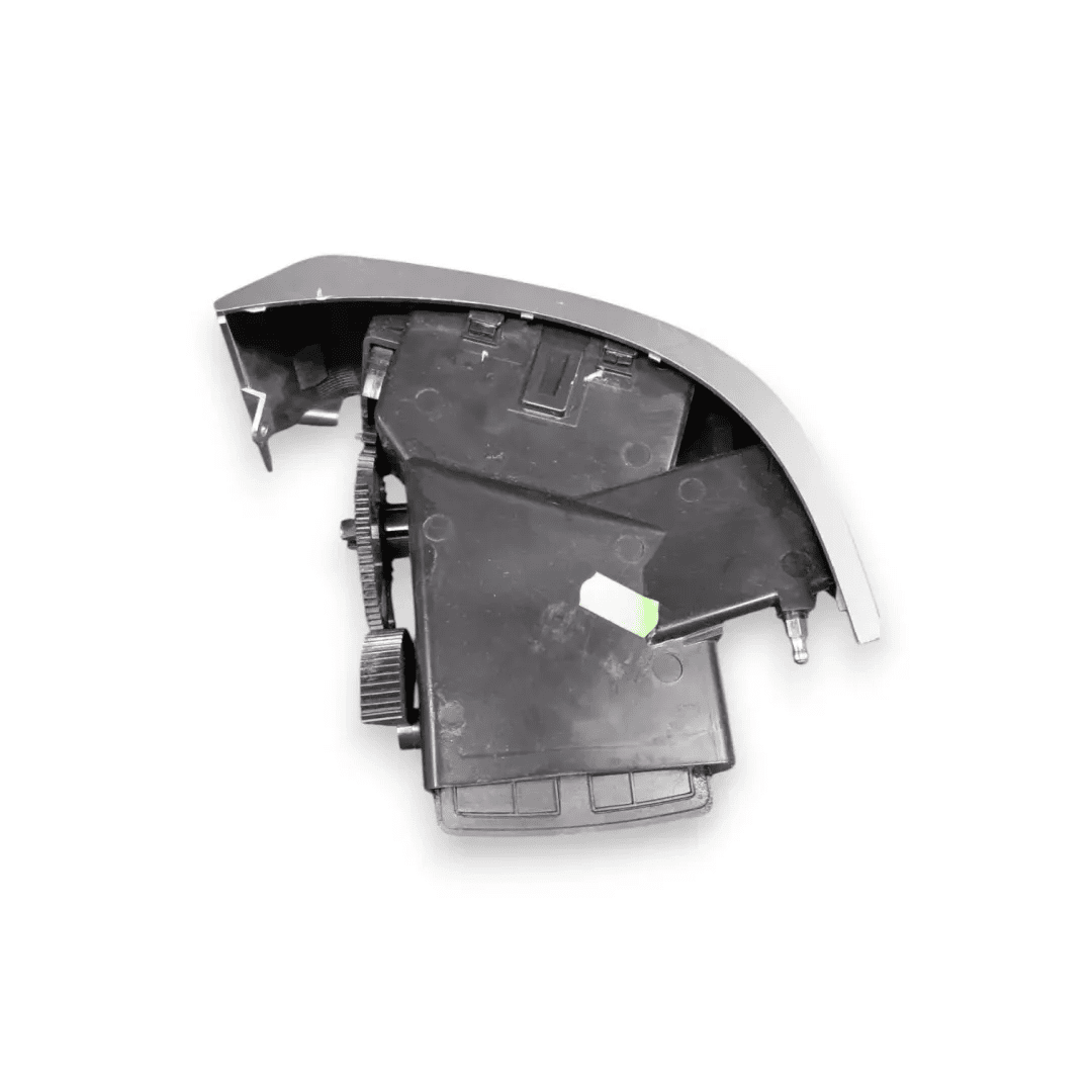Dettaglio Bocchetta aria laterale cruscotto sinistra Fiat Ducato 2006–2012 OEM 735421261 - foto 3