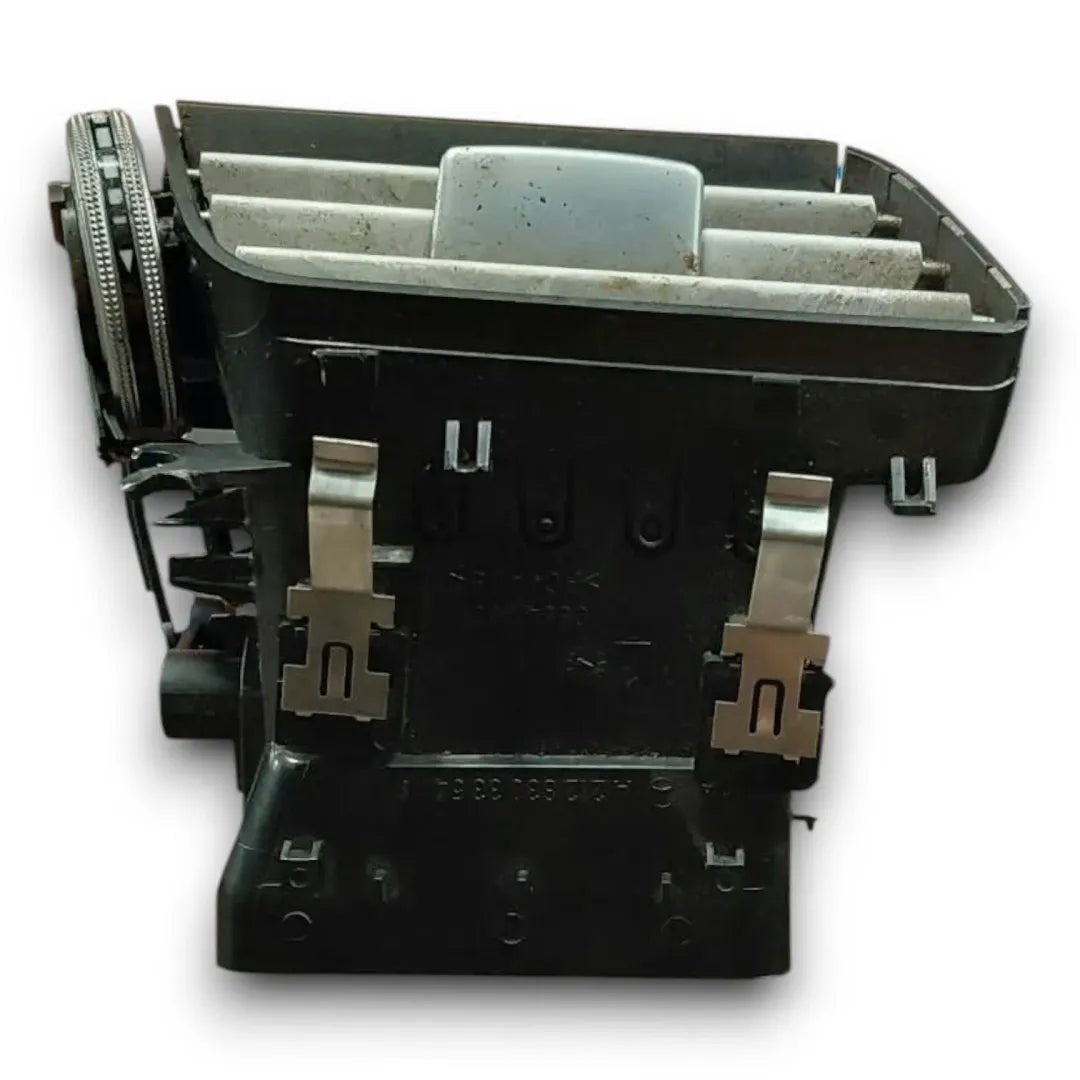 Bocchetta aria laterale cruscotto sinistra Mercedes-Benz Classe E dal 2009 A2128303354 - F&P CRASH SRL - Ricambi Usati