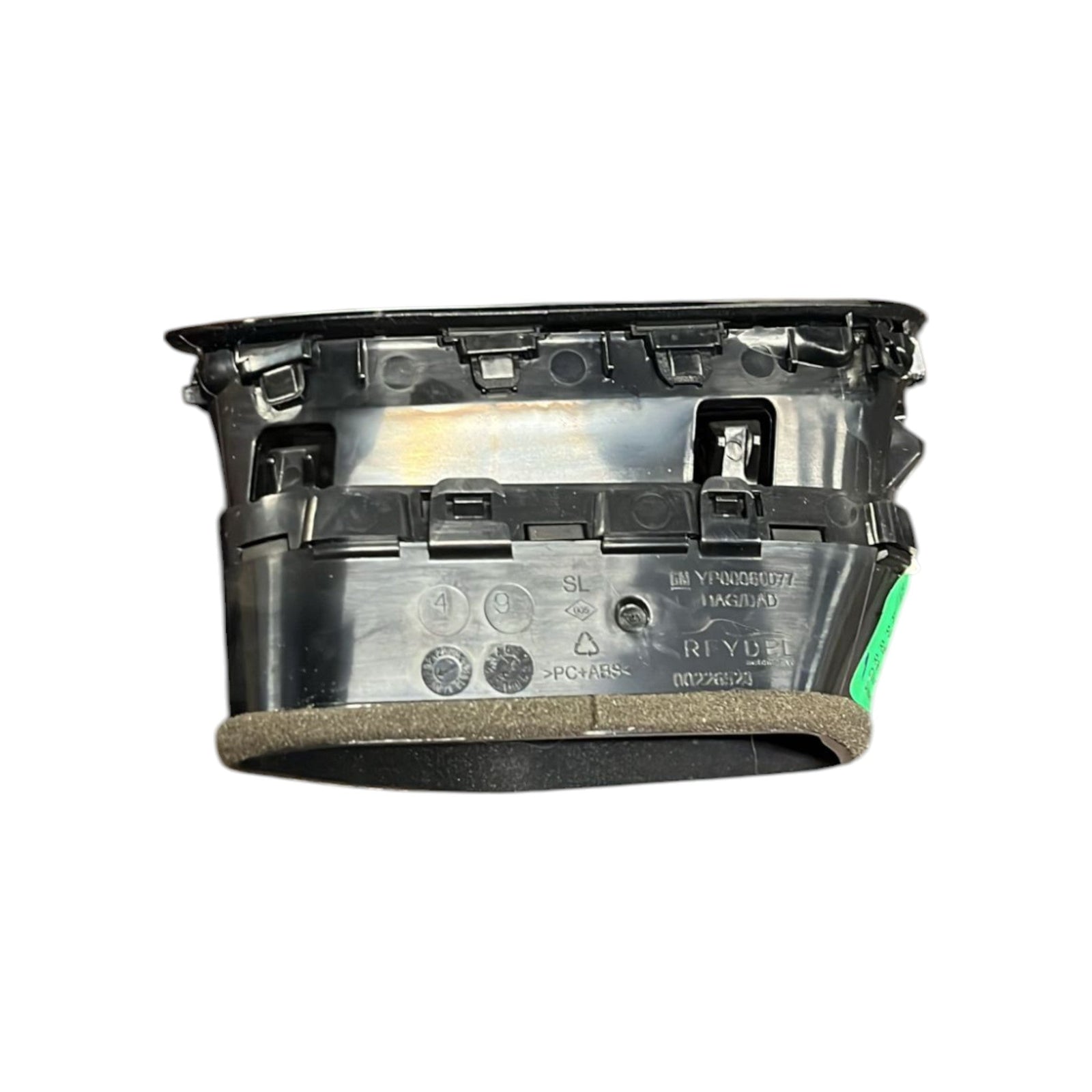 Bocchetta Aria Laterale Sinistra Opel Grandland cod:YP00063577 (2017 >) - F&P CRASH SRLS - Ricambi Usati