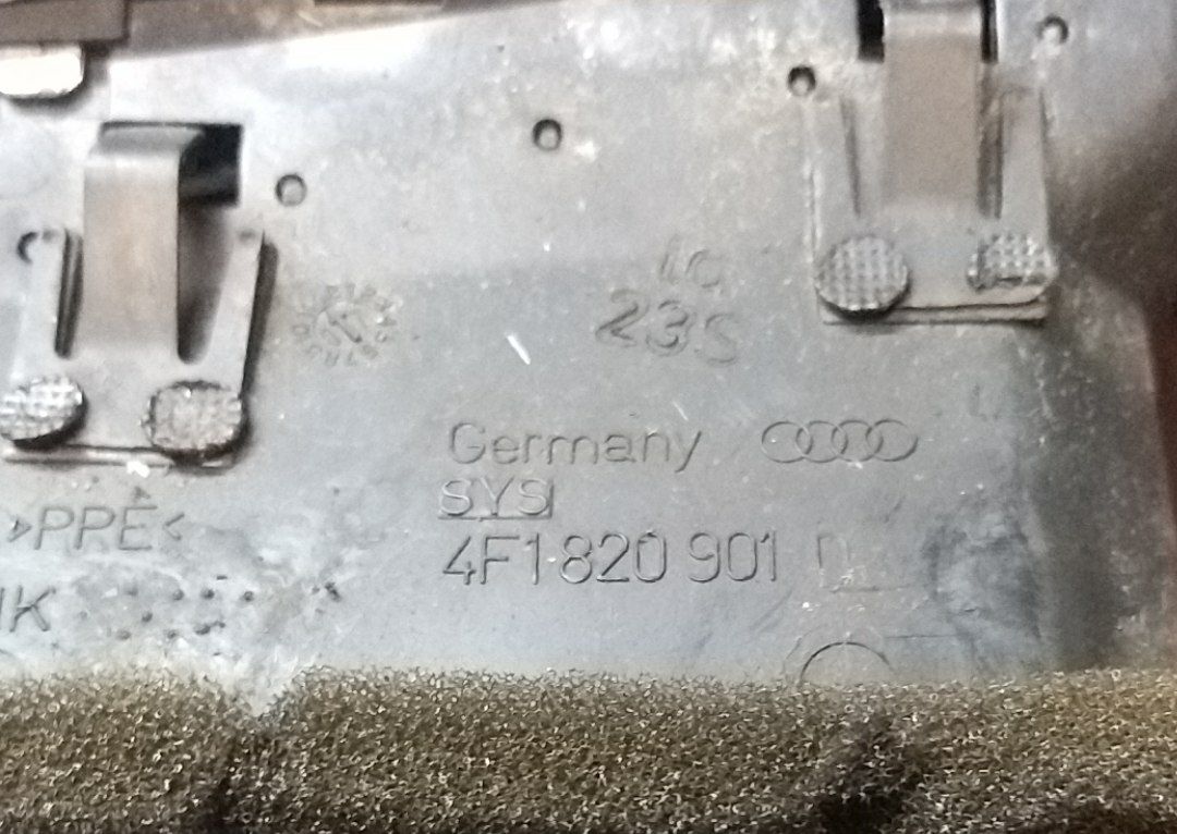 Bocchetta Aria Sinistra Audi A6 ( 2004 - 2012 ) cod.4F1820901D - F&P CRASH SRLS - Ricambi Usati