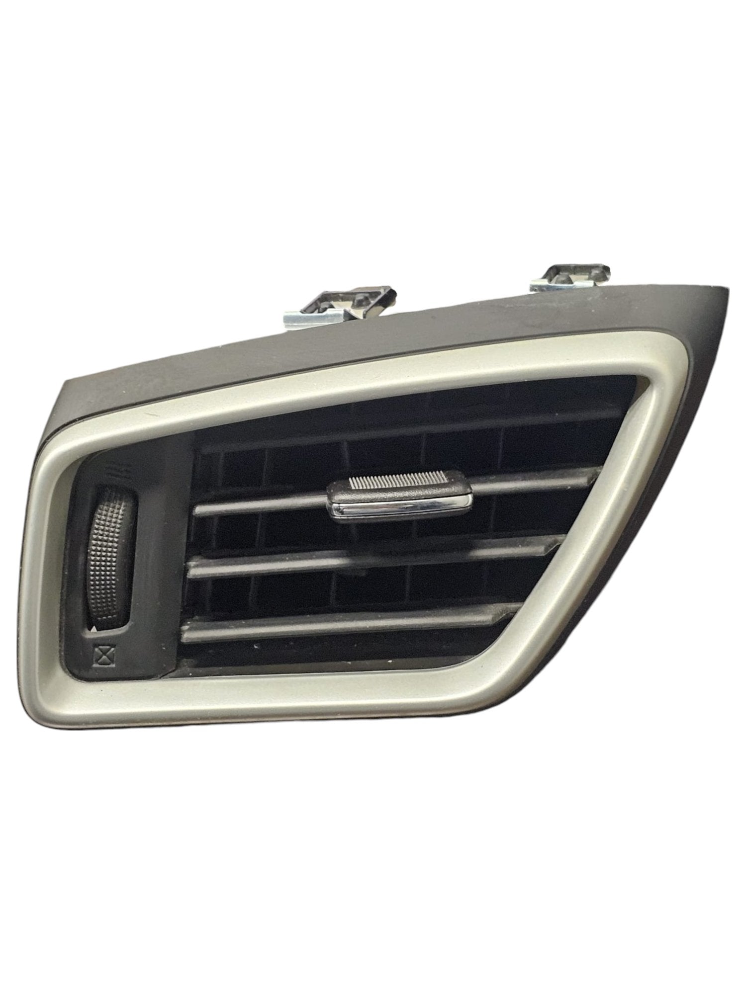 Bocchetta Aria Sinistra Nissan Qashqai J11 (2014 - 2021) Cod:687614EH0A - F&P CRASH SRLS - Ricambi Usati