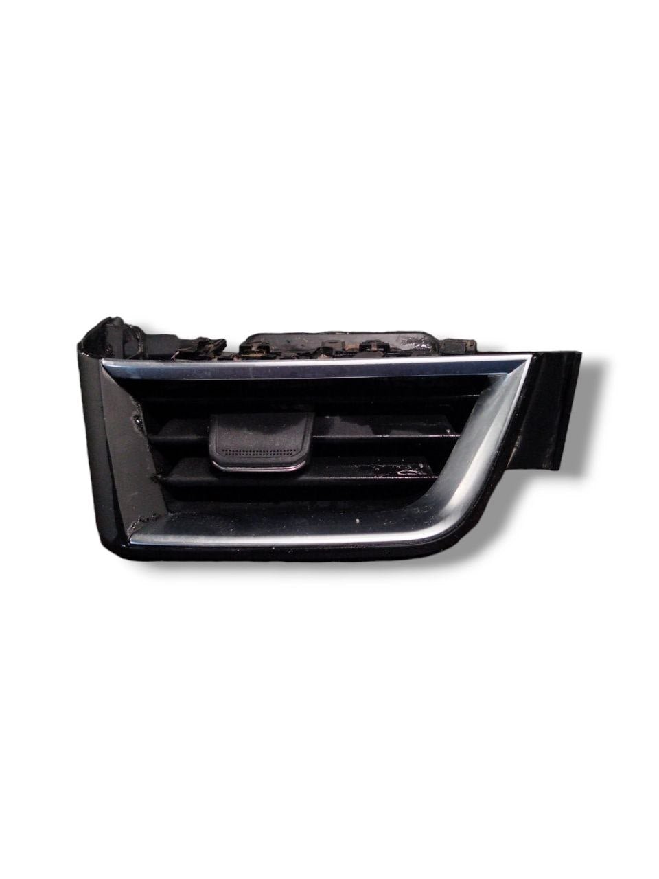 Bocchetta d&#39;aria Cruscotto anteriore sinistro (sx) Renault Clio V (2019&gt;) cod.687613297R - F&amp;P CRASH SRLS - Ricambi Usati
