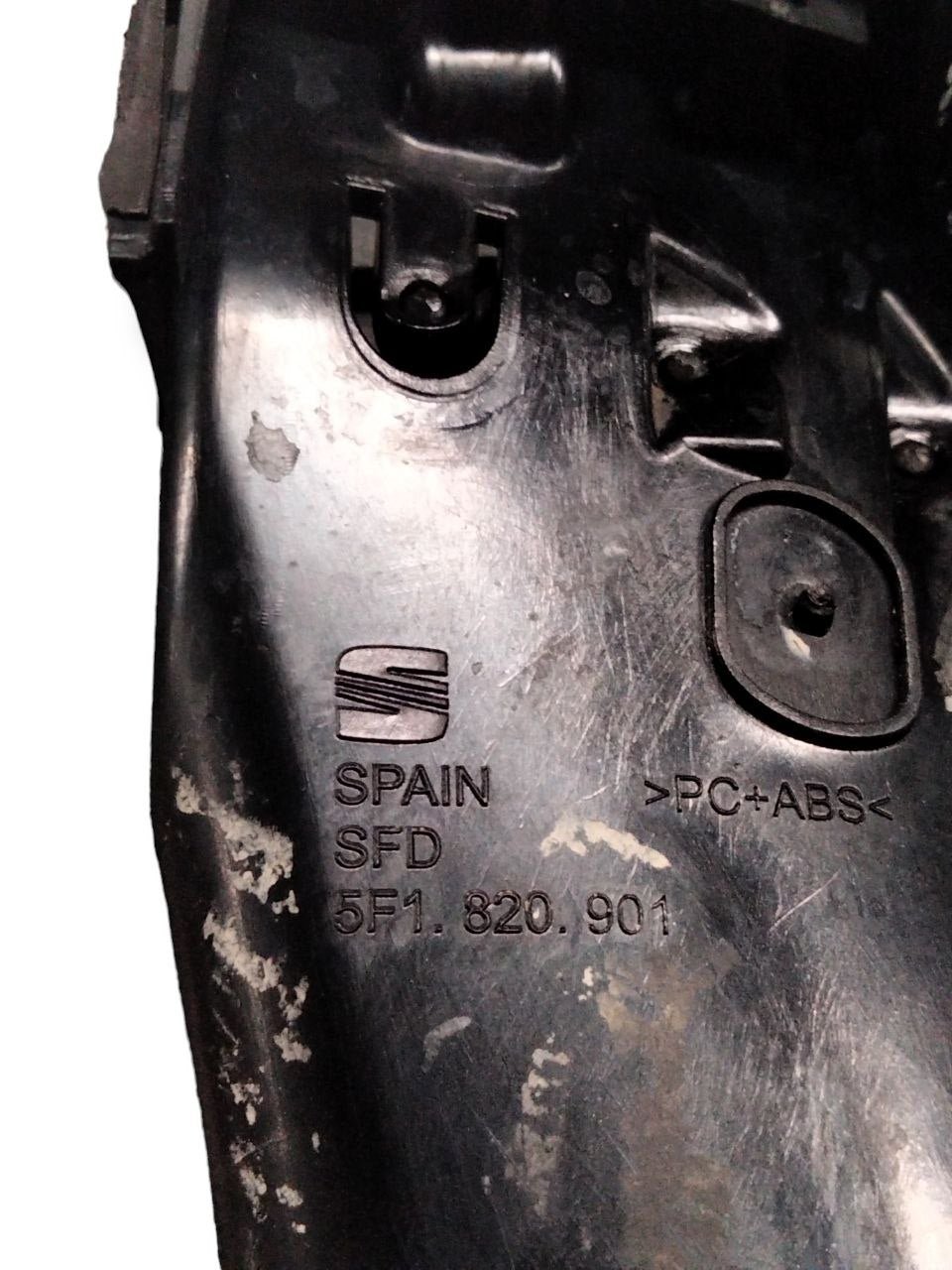 Bocchetta d'aria cruscotto laterale sinistro Seat Leon (FR) (2015 >)cod.5F1820901 - F&P CRASH SRLS - Ricambi Usati