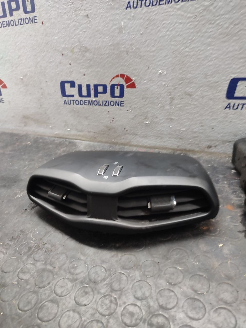 Bocchette aereazione centrali Jeep Renegade ( 2018 ) cod 07355999620 - F&P CRASH SRLS - Ricambi Usati