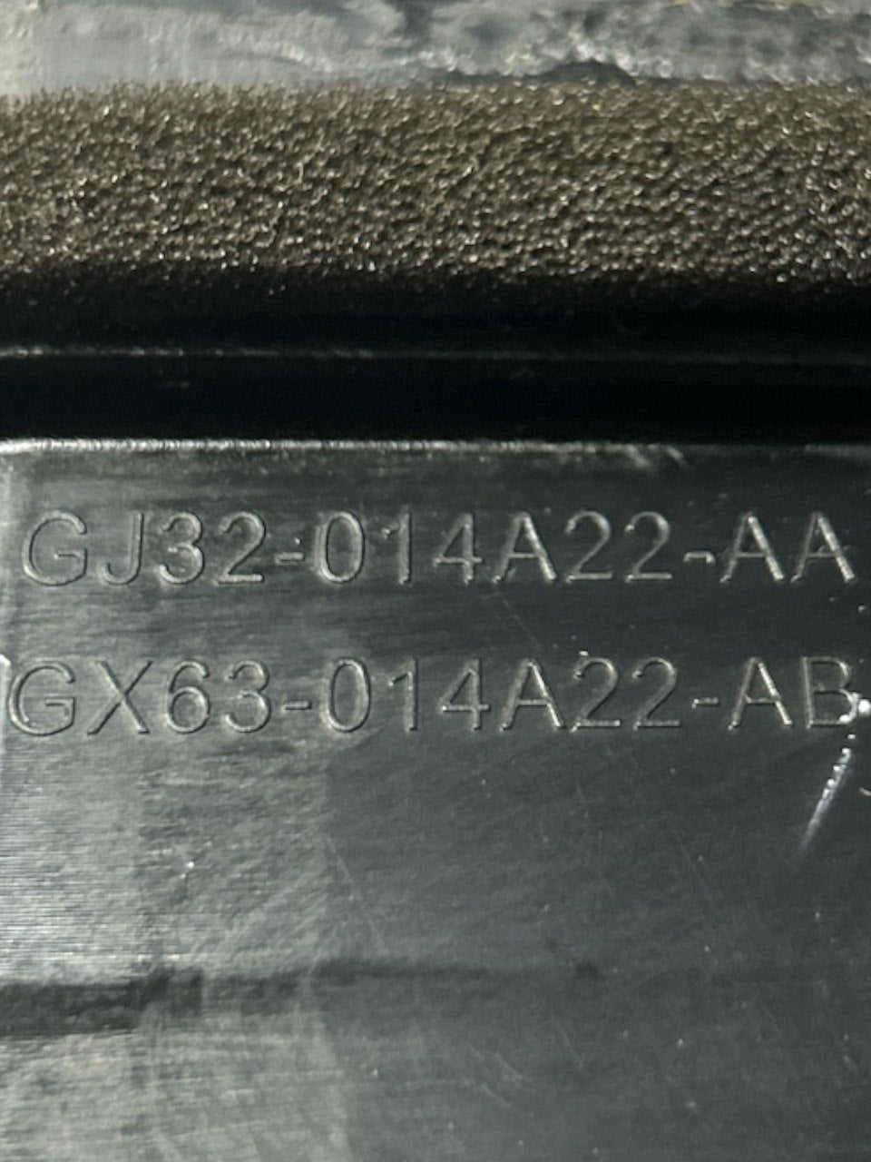 Bocchette Aria Centrale Jaguar F - Pace (X761) (2016 > ) cod.GJ32 - 014A22 - AA - F&P CRASH SRLS - Ricambi Usati