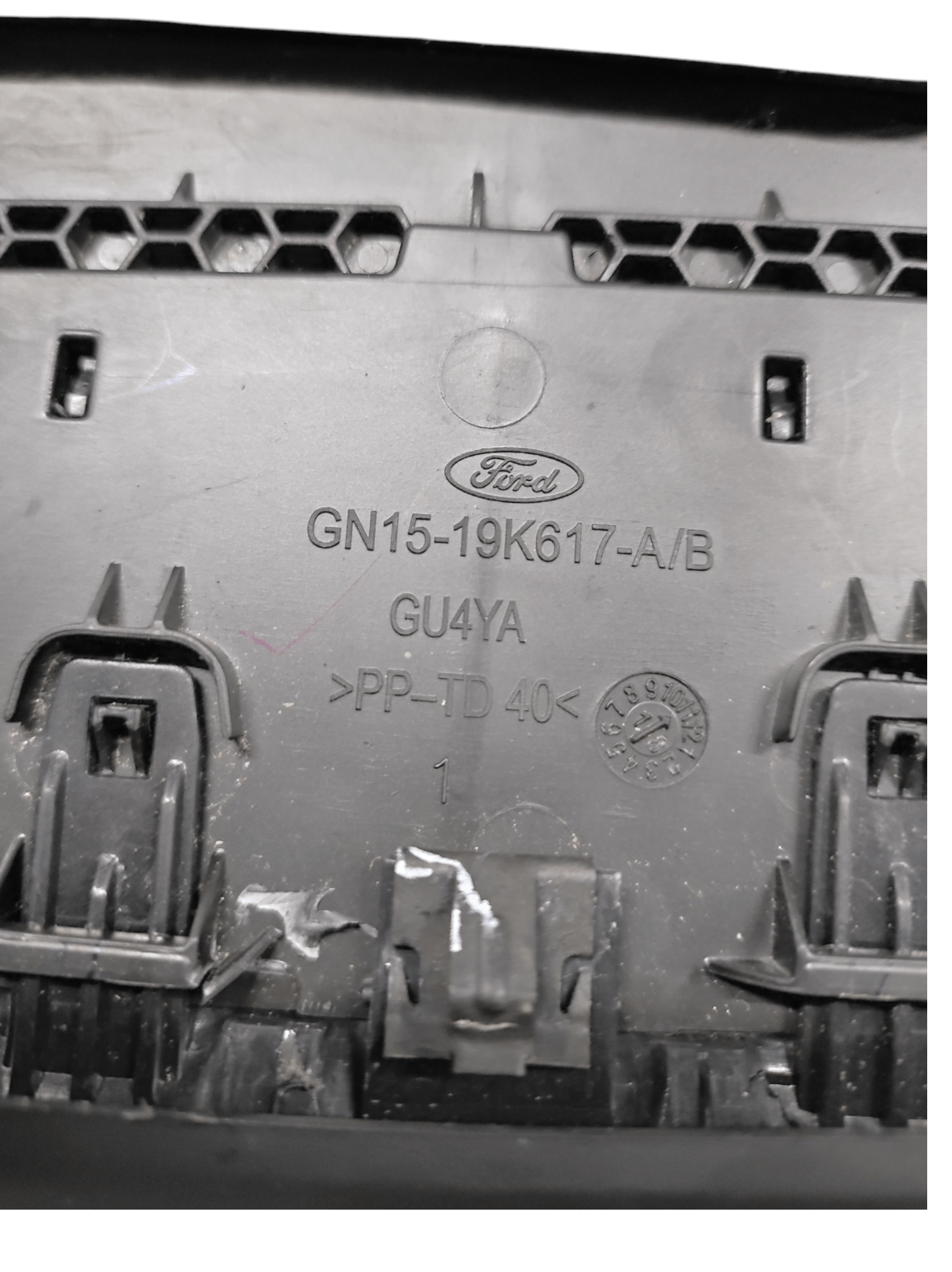 Bocchette Aria Centrali Ford EcoSport COD:GN15 - 19K617 (2012 > ) - F&P CRASH SRLS - Ricambi Usati