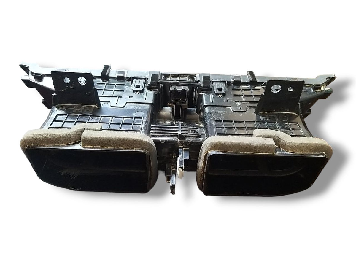 Bocchette Aria Condizionata Clima Centrale Ford Focus Ecoboost ( 2022 ) Cod : JX7B-19K617 - F&P CRASH SRLS - Ricambi Usati