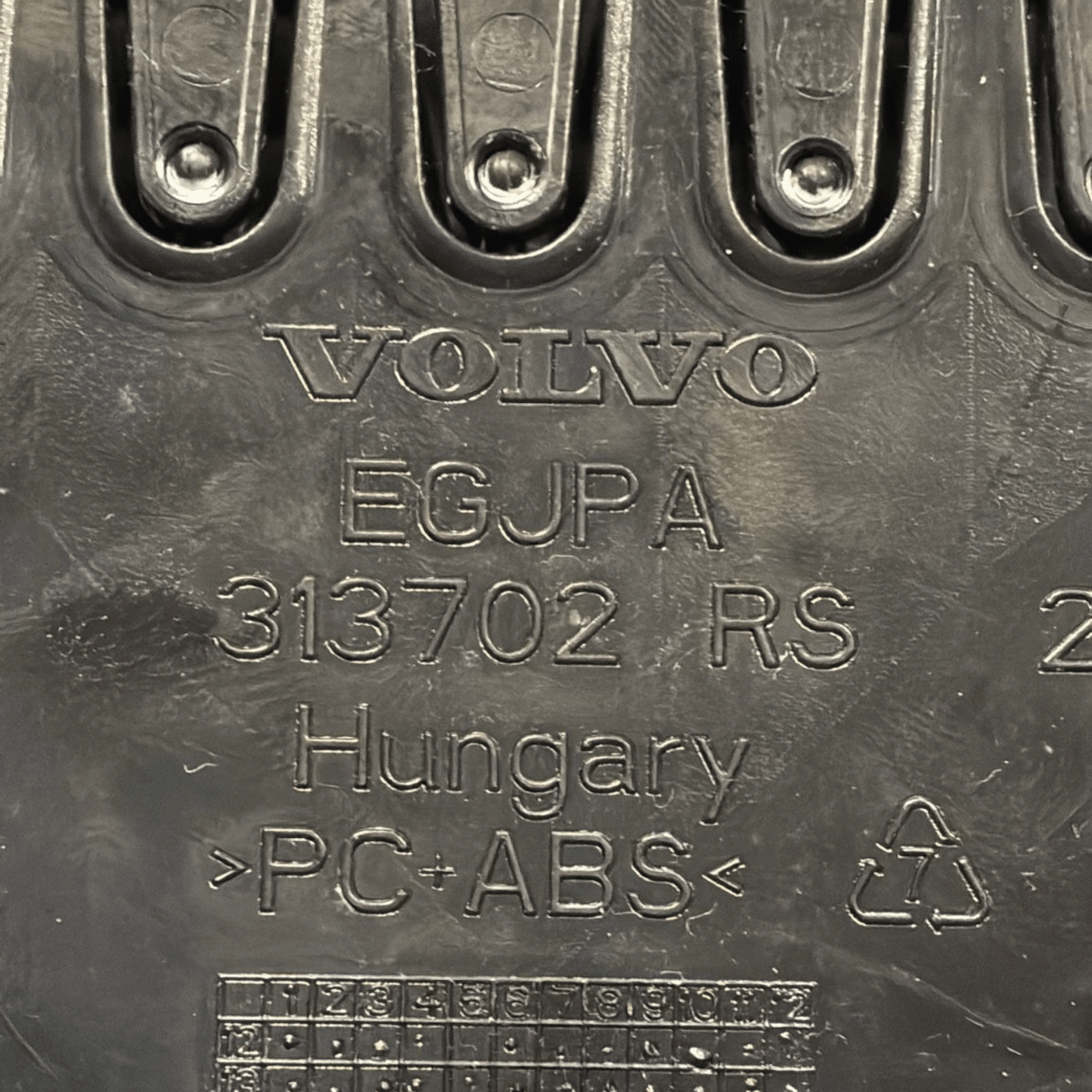 Bocchette aria condizionata + pulsante volvo v40 cod : 313702rs (2012 - 2019) - F&P CRASH SRL - Ricambi Usati