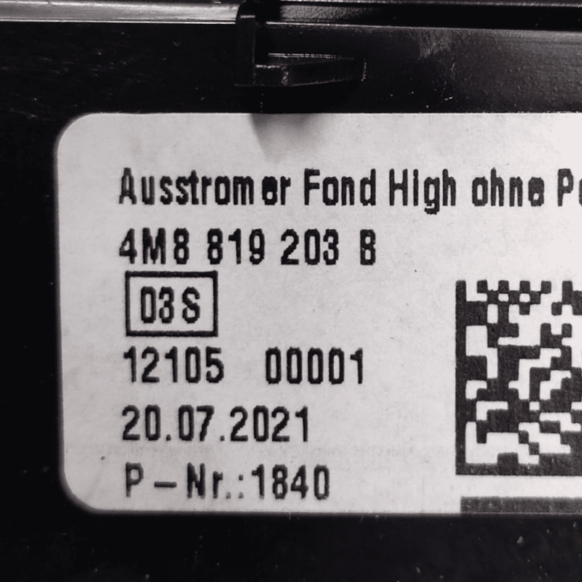 Air vents central tunnel audi q8 code: 4m8819203b (2018 - ) - F&P CRASH SRL - Used Spare Parts