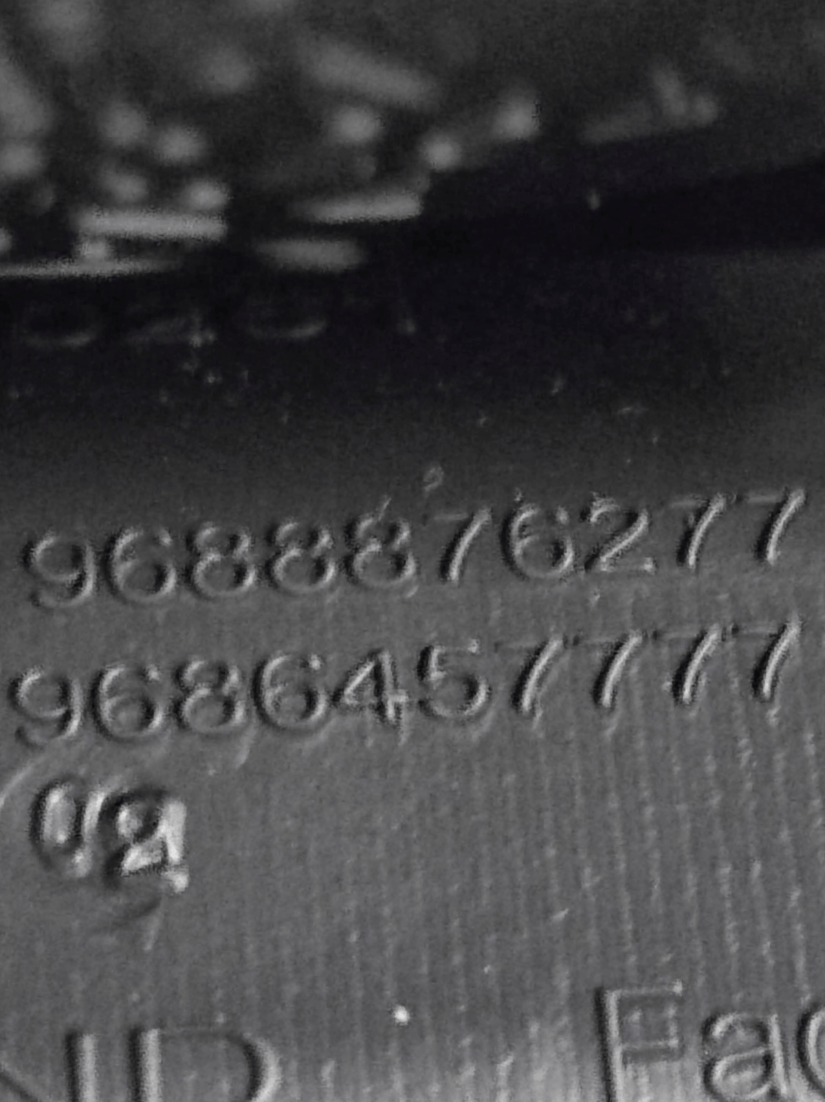 Bocchette Tunnel Centrale Peugeot 508 COD: 9688876277 (2010 - 2018) - F&P CRASH SRLS - Ricambi Usati