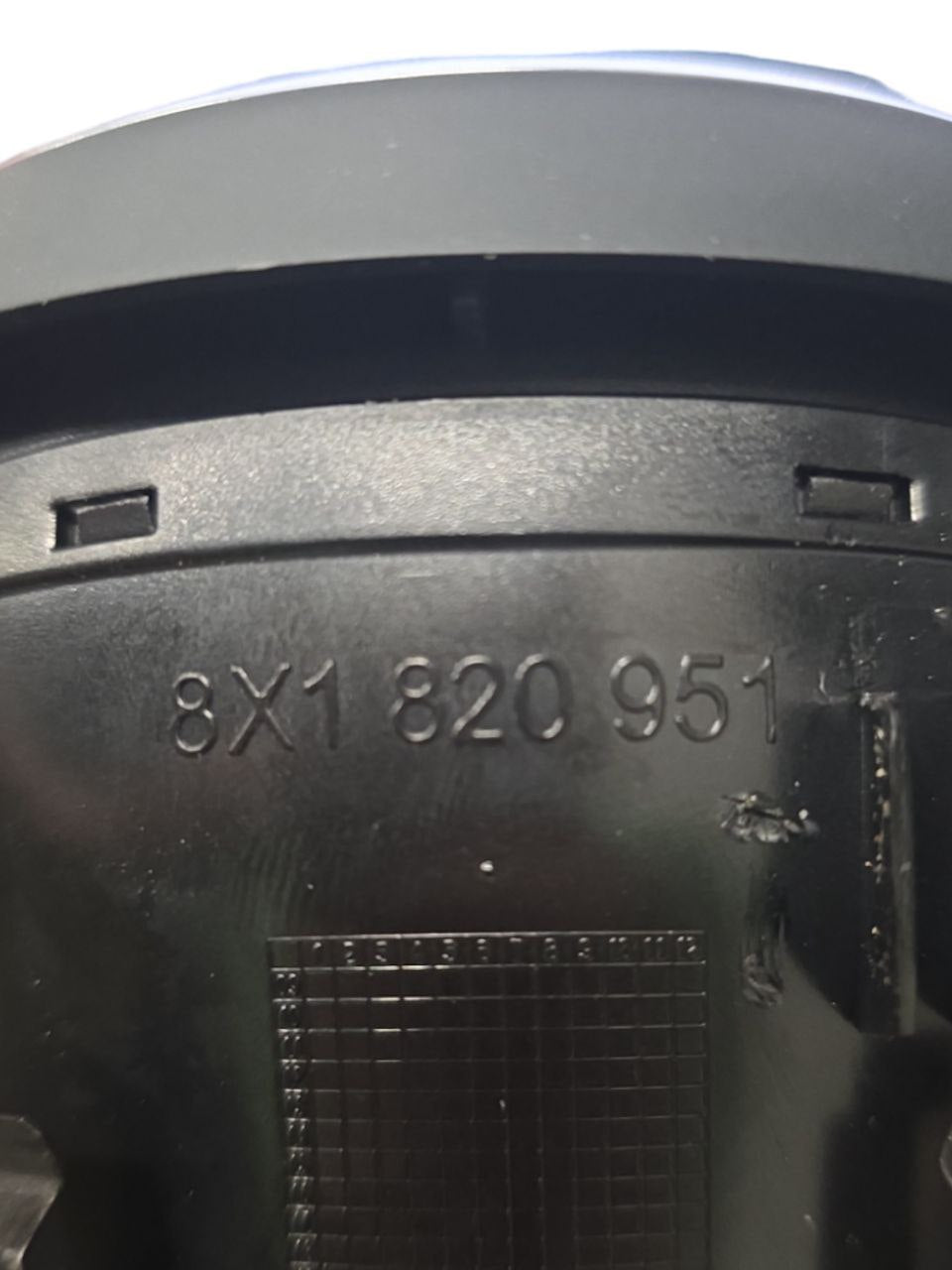 BOCHETTA ARIA CONDIZIONATA CENTRALE CRUSCOTTO AUDI A1 8X (2010 - 2018) Cod : 8X1820951 - F&P CRASH SRLS - Ricambi Usati