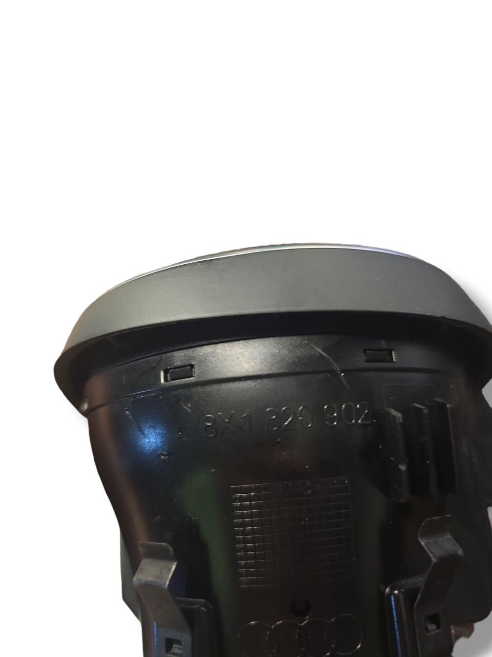 BOCHETTA ARIA CONDIZIONATA DESTRA CRUSCOTTO AUDI A1 8X (2010 - 2018) Cod : 8X1820902 - F&P CRASH SRLS - Ricambi Usati