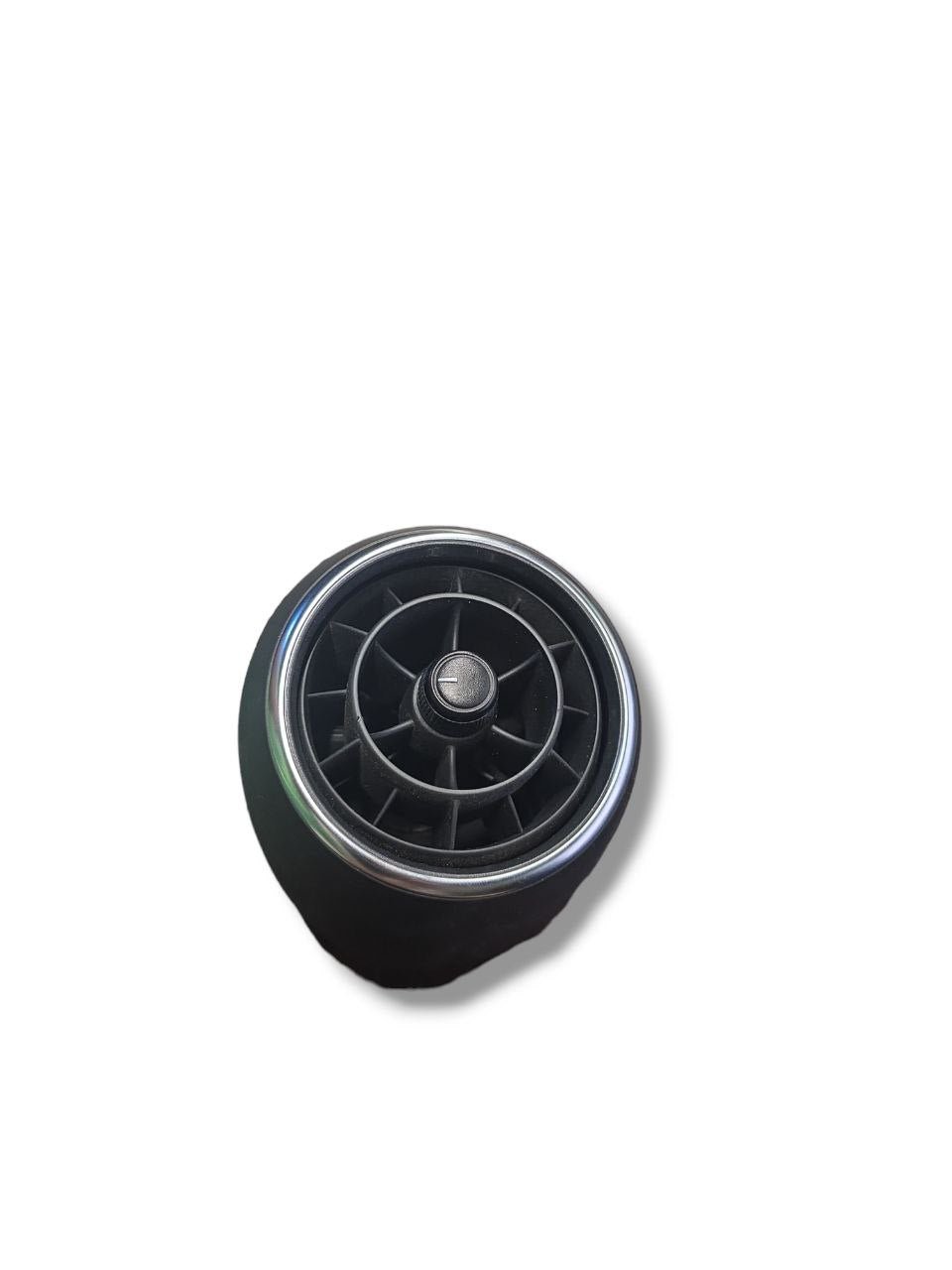 BOCHETTA ARIA CONDIZIONATA SINISTRA CRUSCOTTO AUDI A1 8X (2010 - 2018) Cod : 8X1820901 - F&P CRASH SRLS - Ricambi Usati