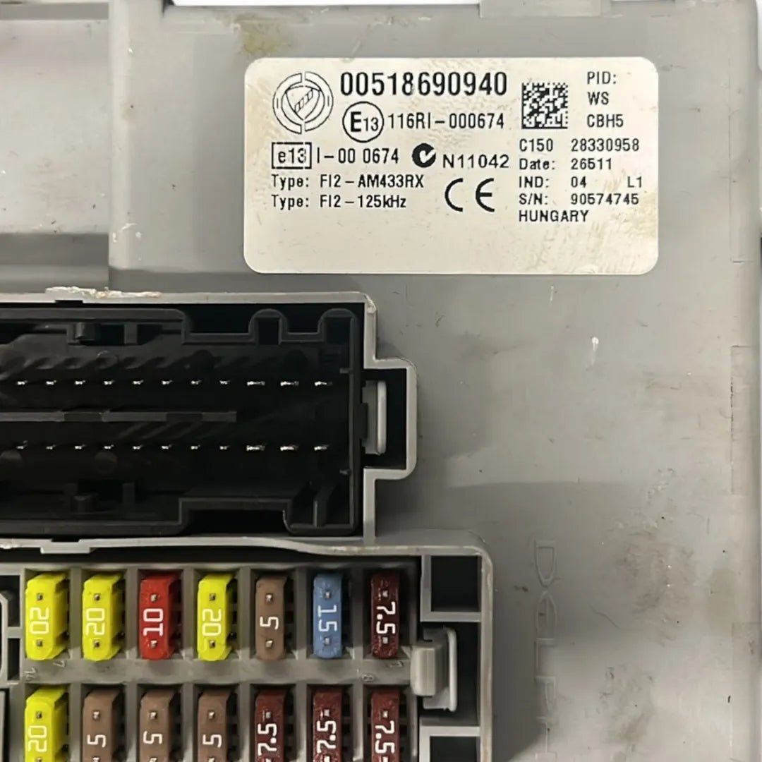 Dettaglio Body Computer Fiat Grande Punto 2005–2008 cod. 00518690940 - foto 3