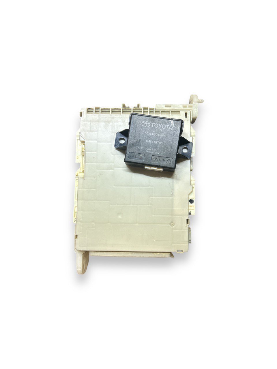 Body Computer Toyota IQ 1.0 Benzina (2008 > 2015) cod.98110 - C1950 - F&P CRASH SRLS - Ricambi Usati