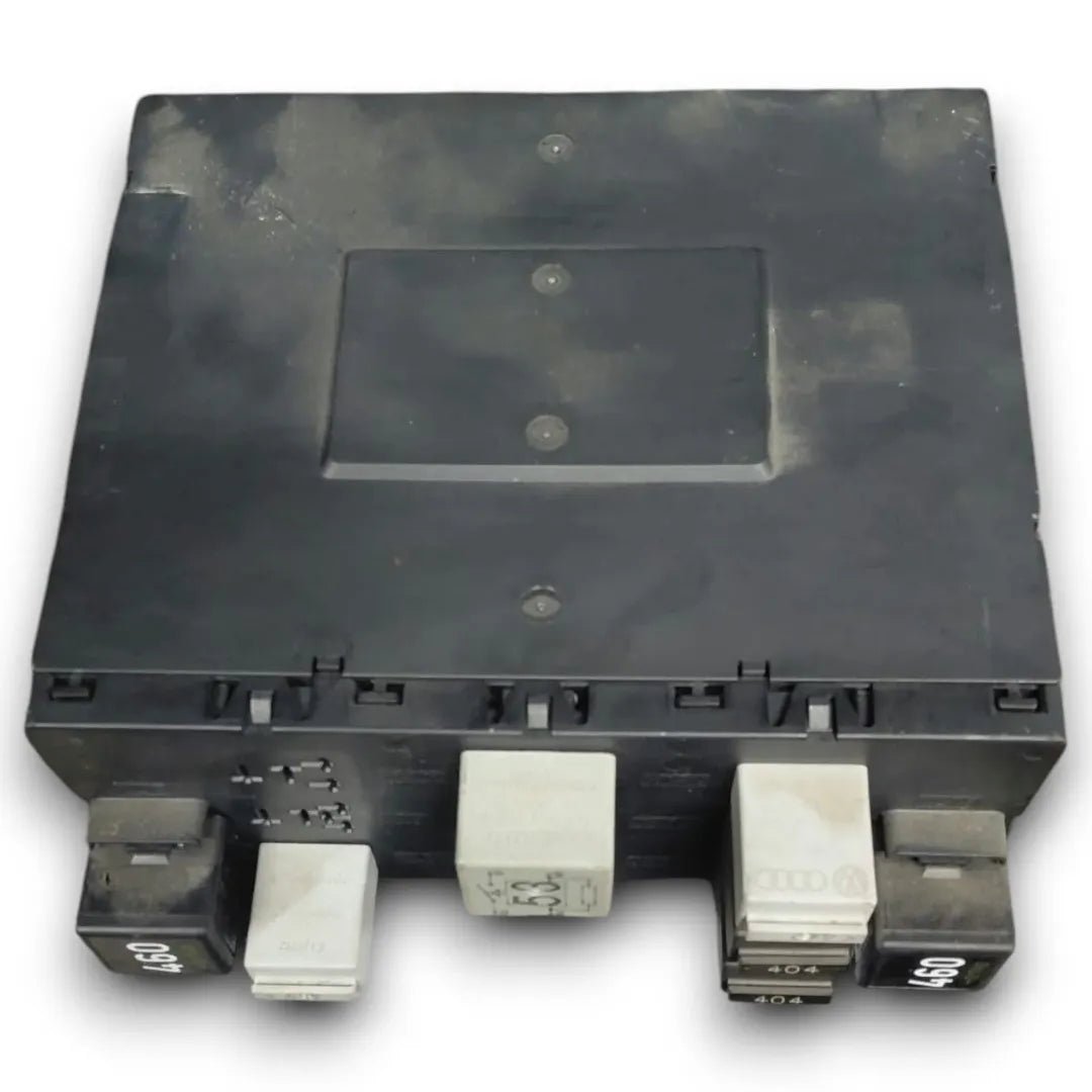 Body Computer Volkswagen Golf 2003–2009 OEM 3C8 937 049E - F&P CRASH SRL - Ricambi Usati