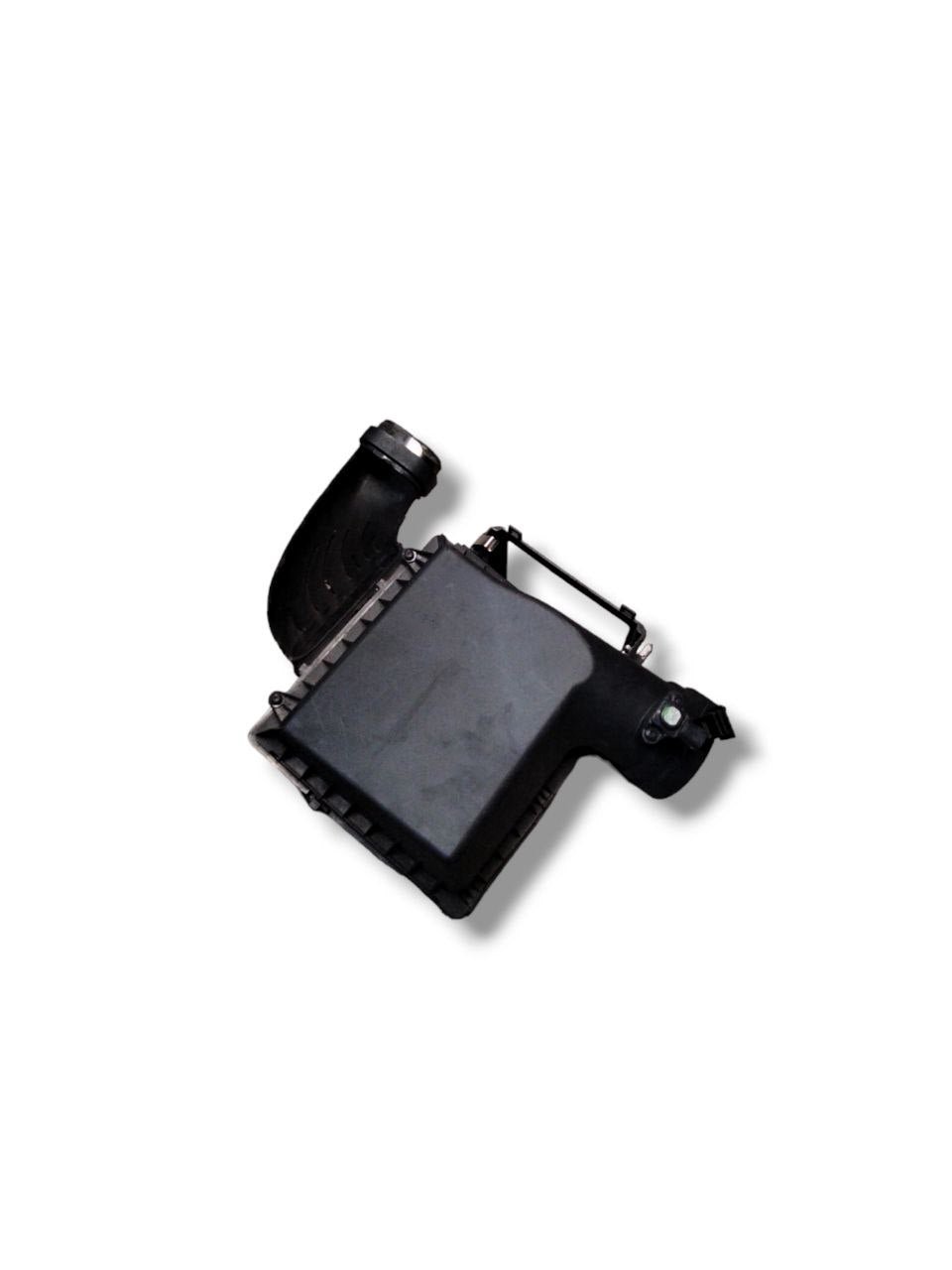 Box Scatola Filtro Aria Benz Classe A GLA (2018>)cod.A645090001 - F&P CRASH SRLS - Ricambi Usati