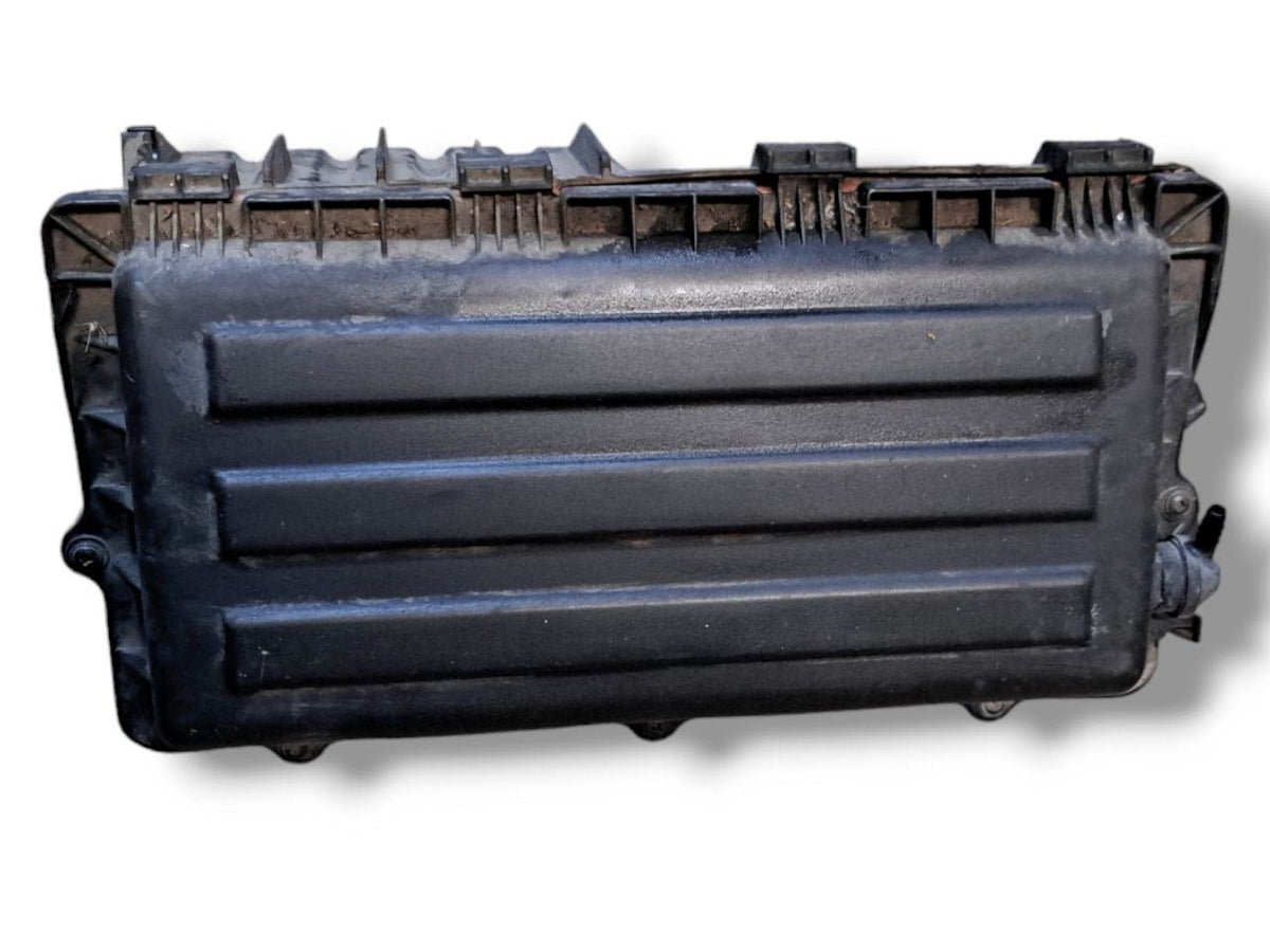 Box scatola filtro aria Volkswagen Polo 6R BENZINA ( 2012 ) COD: 036129611 - F&P CRASH SRLS - Ricambi Usati