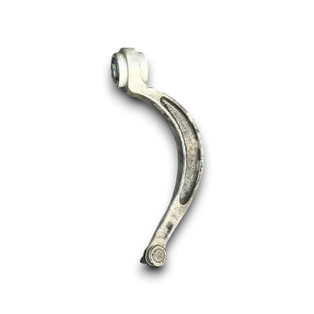 Dettaglio Braccio oscillante della sospensione inferiore destro Audi A4 8W 2015–2019 OEM 8W0407694B - foto 2