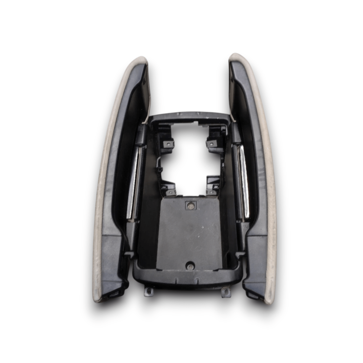 Bracciolo Bmw X5 F15 COD: 105070381C (2013 - 2018) - F&P CRASH SRLS - Ricambi Usati