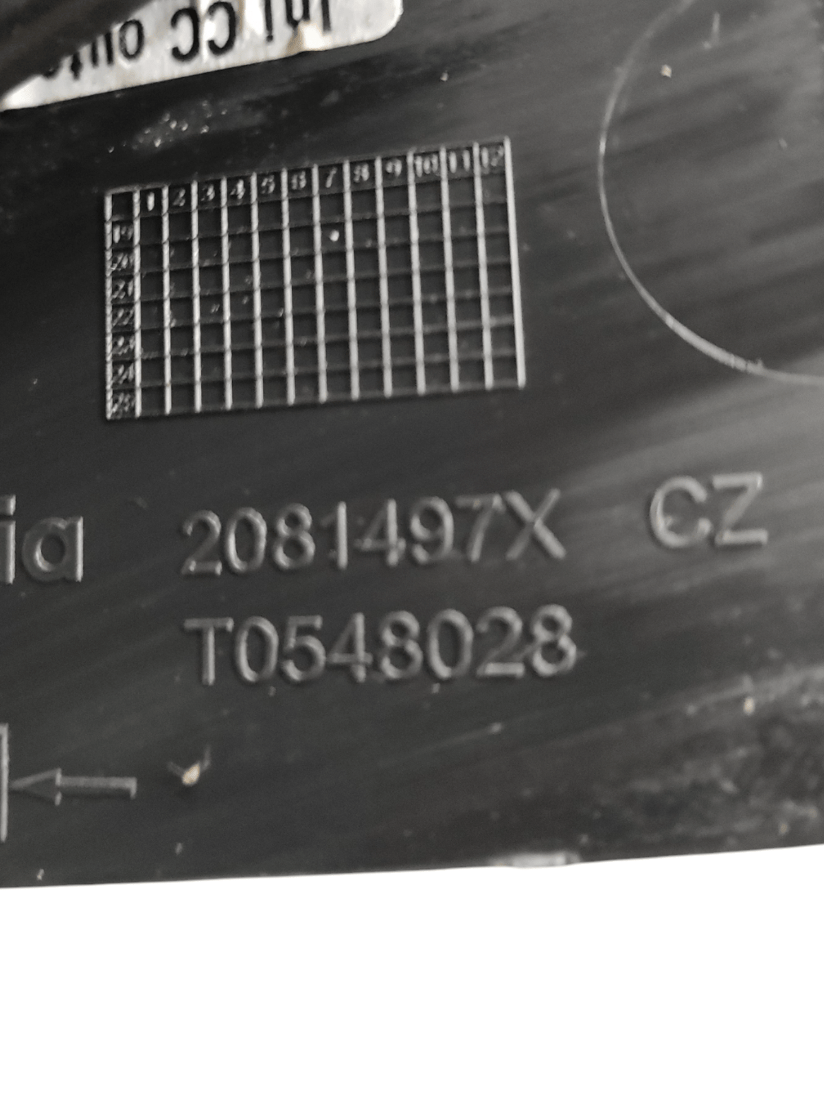 Bracciolo Centrale BMW (F40) COD:2081497X (2019 - 2024) - F&P CRASH SRLS - Ricambi Usati