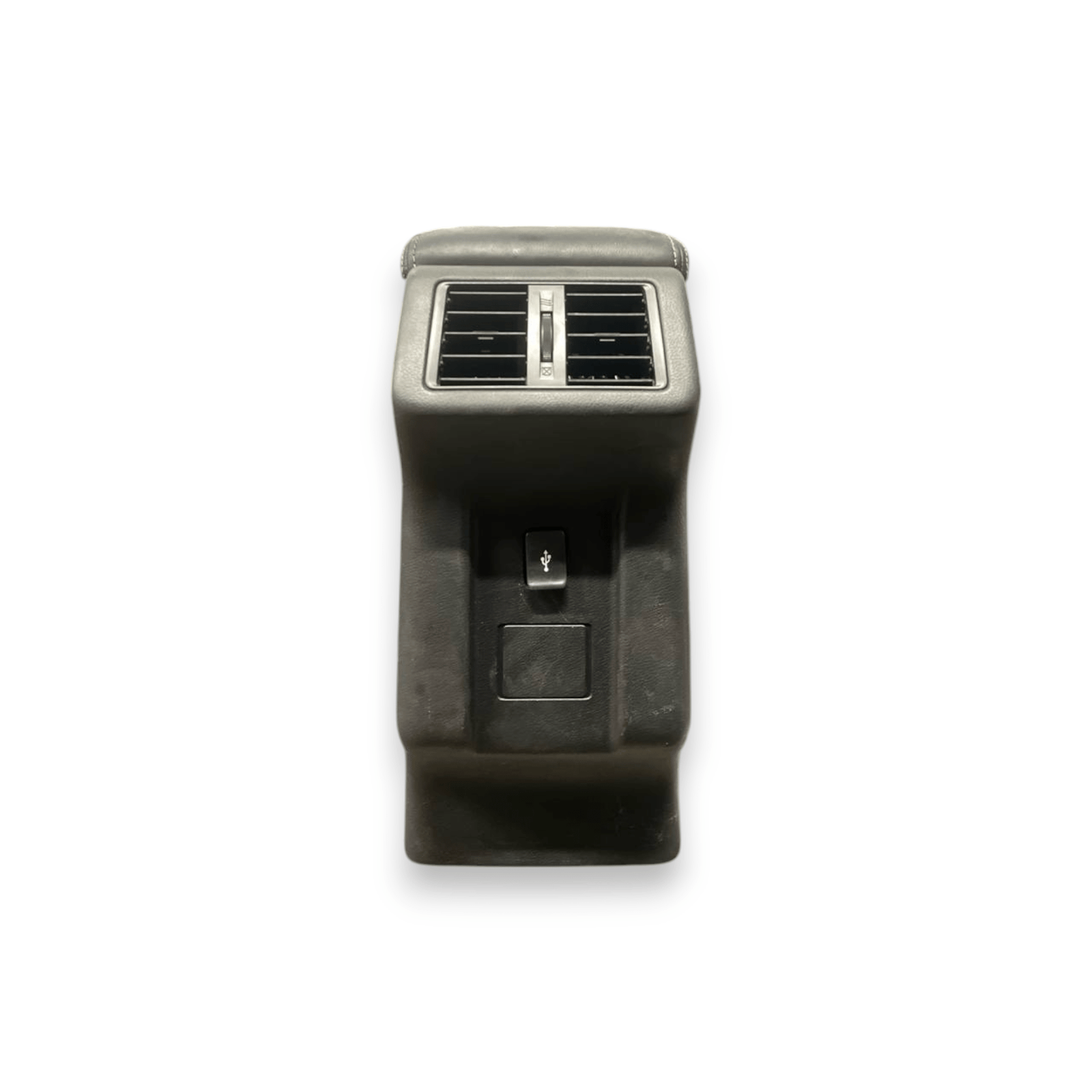 Bracciolo Centrale Mitsubishi Outlander IV (2019 al 2021) cod: 8011C352ZZ - F&P CRASH SRLS - Ricambi Usati