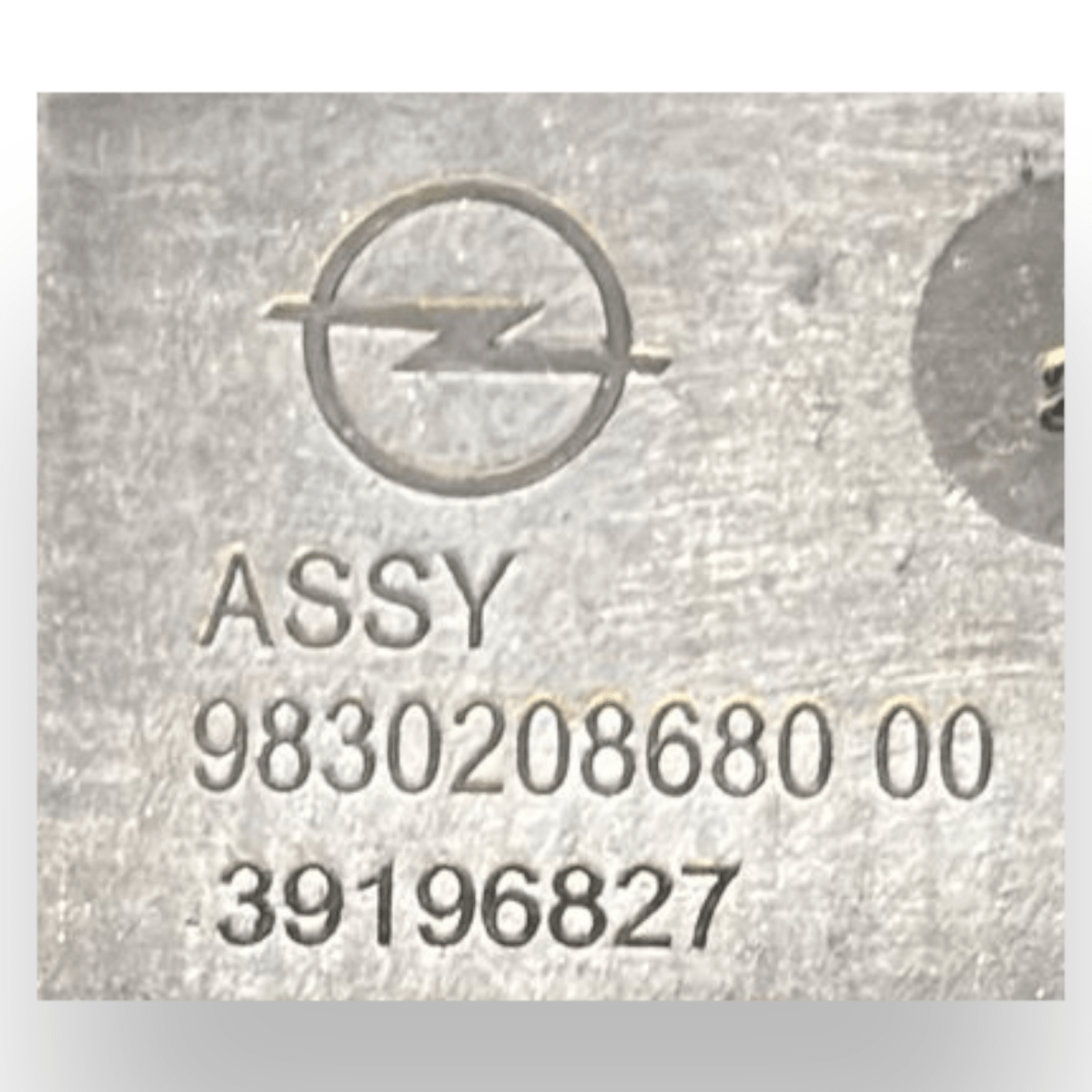 Bracciolo centrale opel corsa f cod:983020868000 (2019 - ) - F&P CRASH SRL - Ricambi Usati